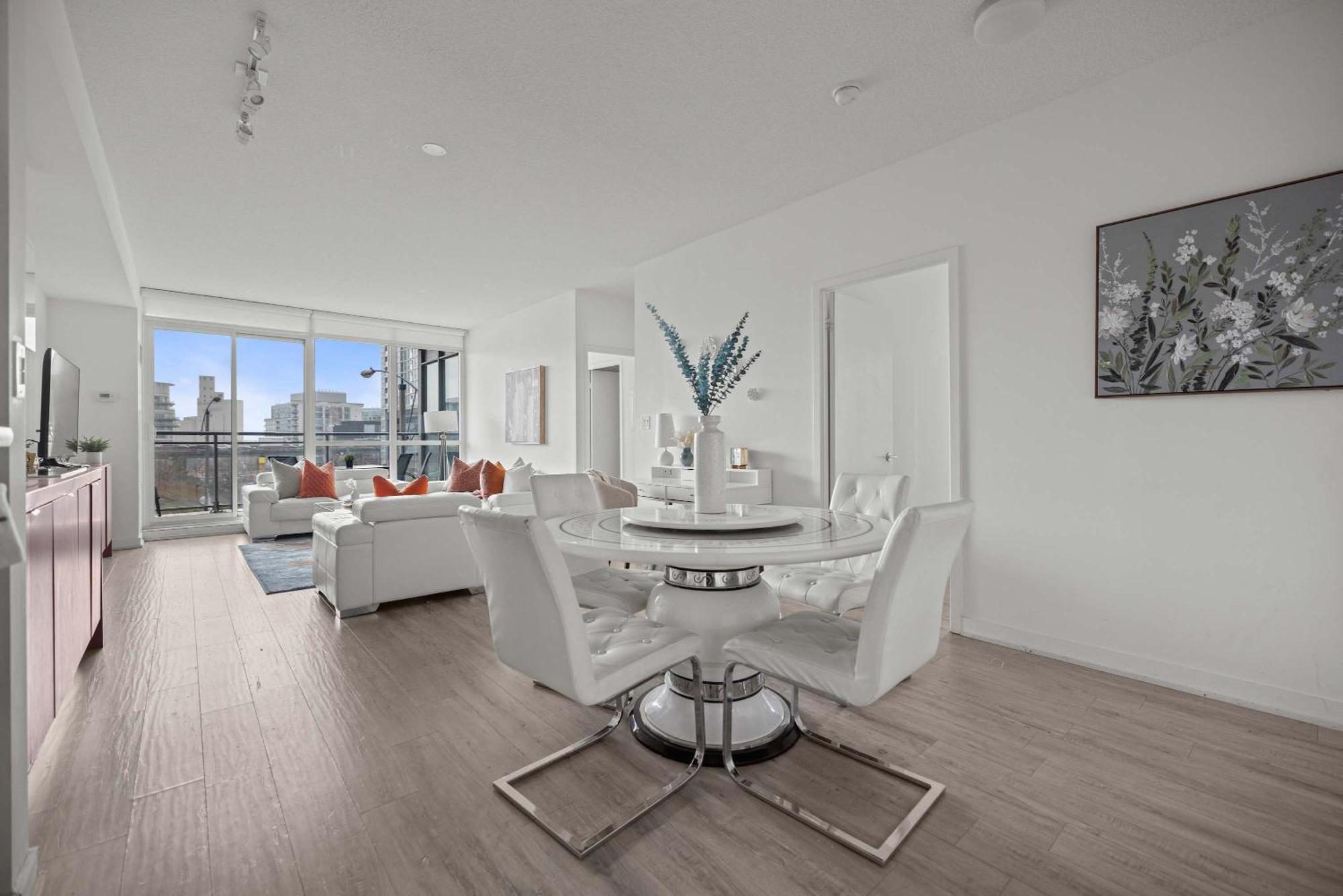Apartment Elegant 3br W Parking In *