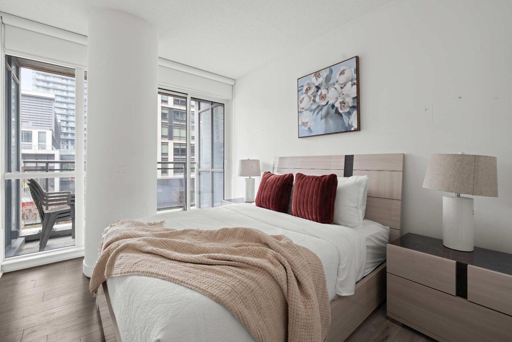 Apartment Elegant 3br W Parking In *