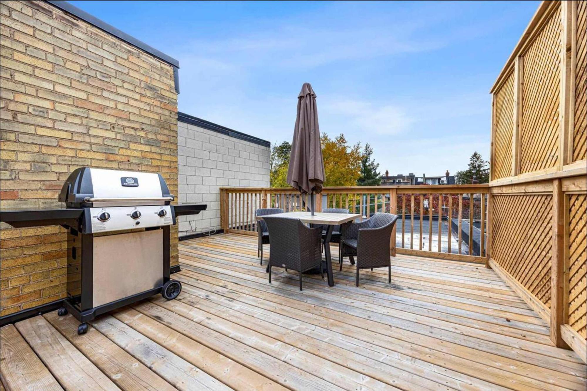 Hotel Casa St Clair - Family W Patio Toronto