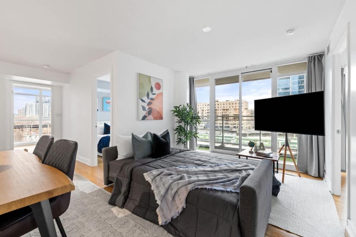 Apartment Family-friendly Downtown Oasis Parking