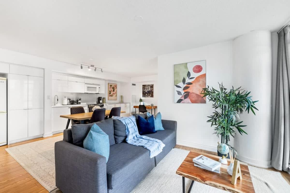 Apartment Family-friendly Downtown Oasis Parking Toronto