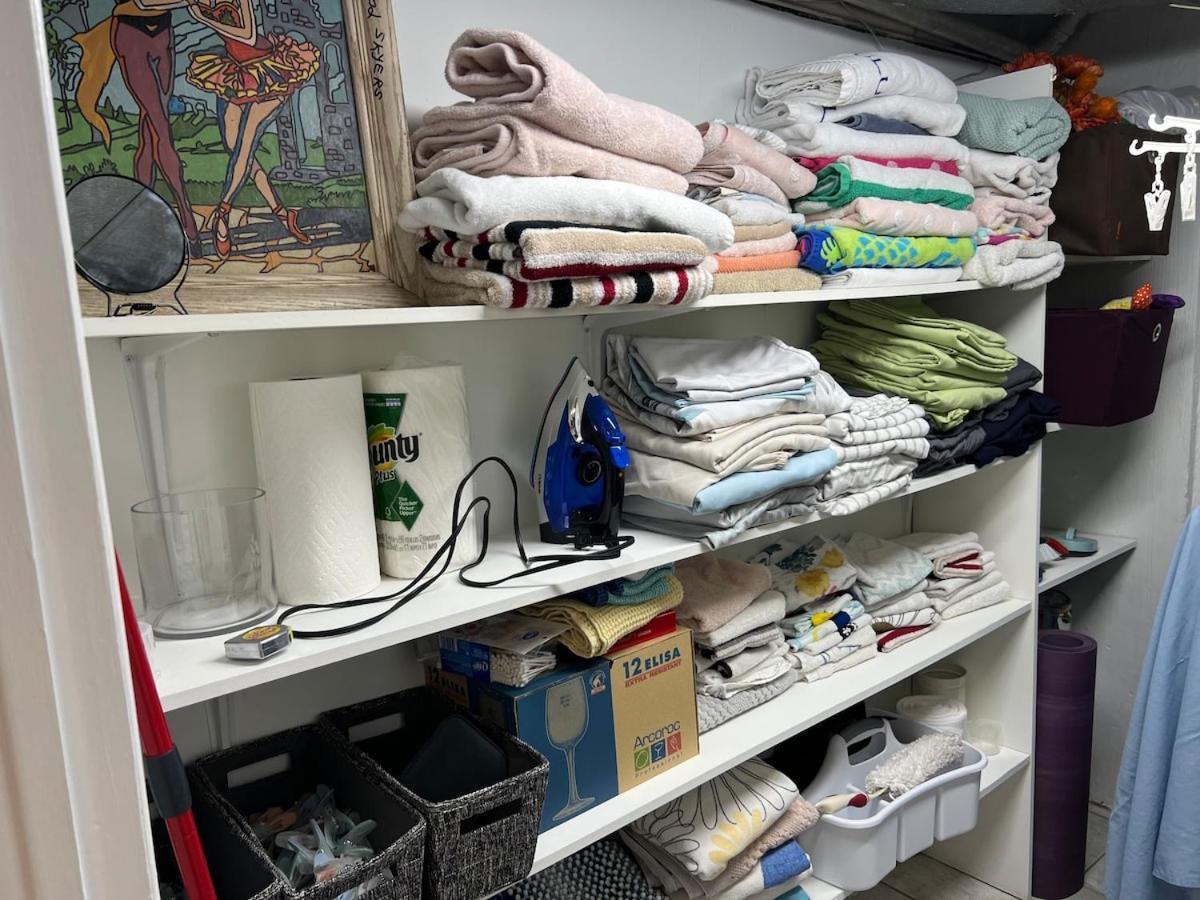 Entire Basement Apartment *