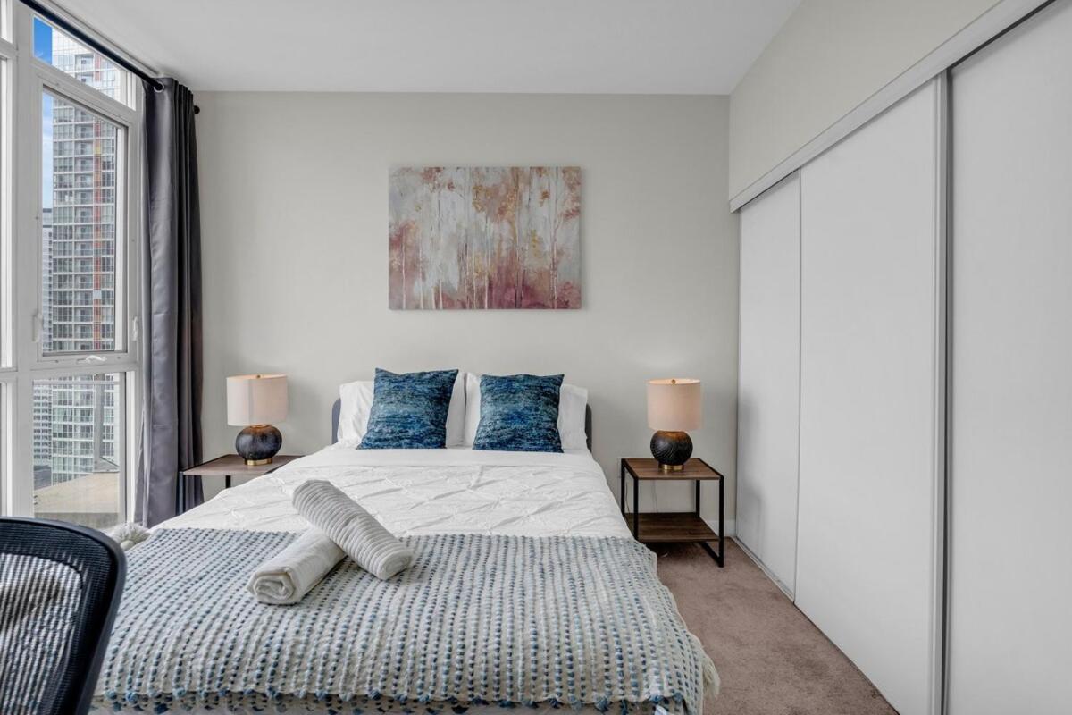 Prestige Downtown - Free Parking * Toronto
