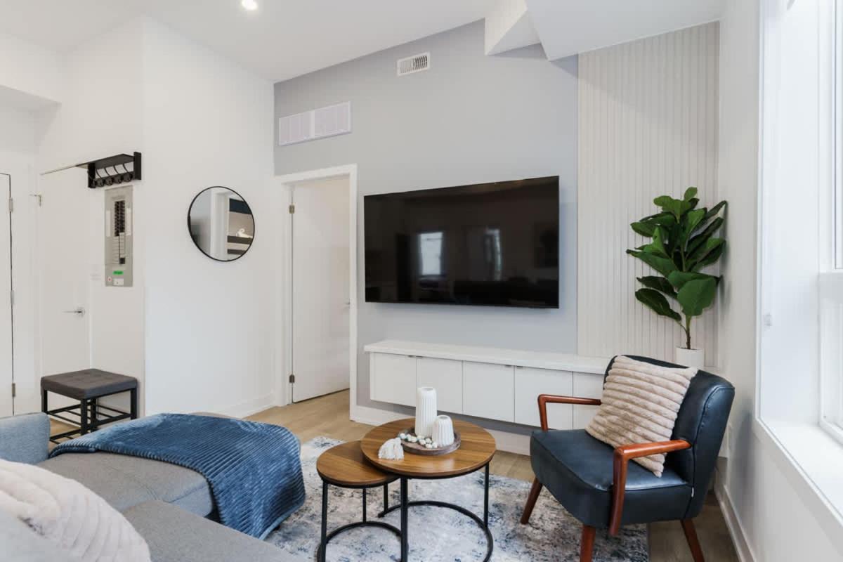 Luxury W Patio Prime Location Hotel