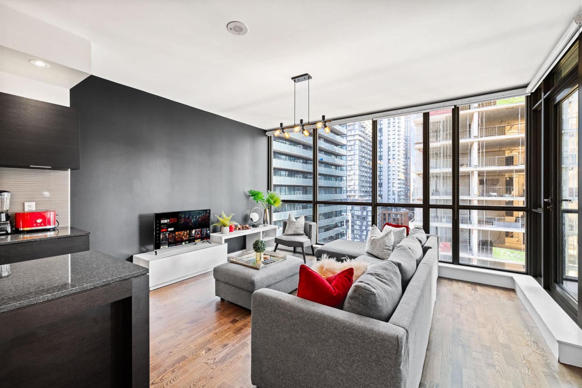 Urban Executive Oasis Dt To Apartment Toronto
