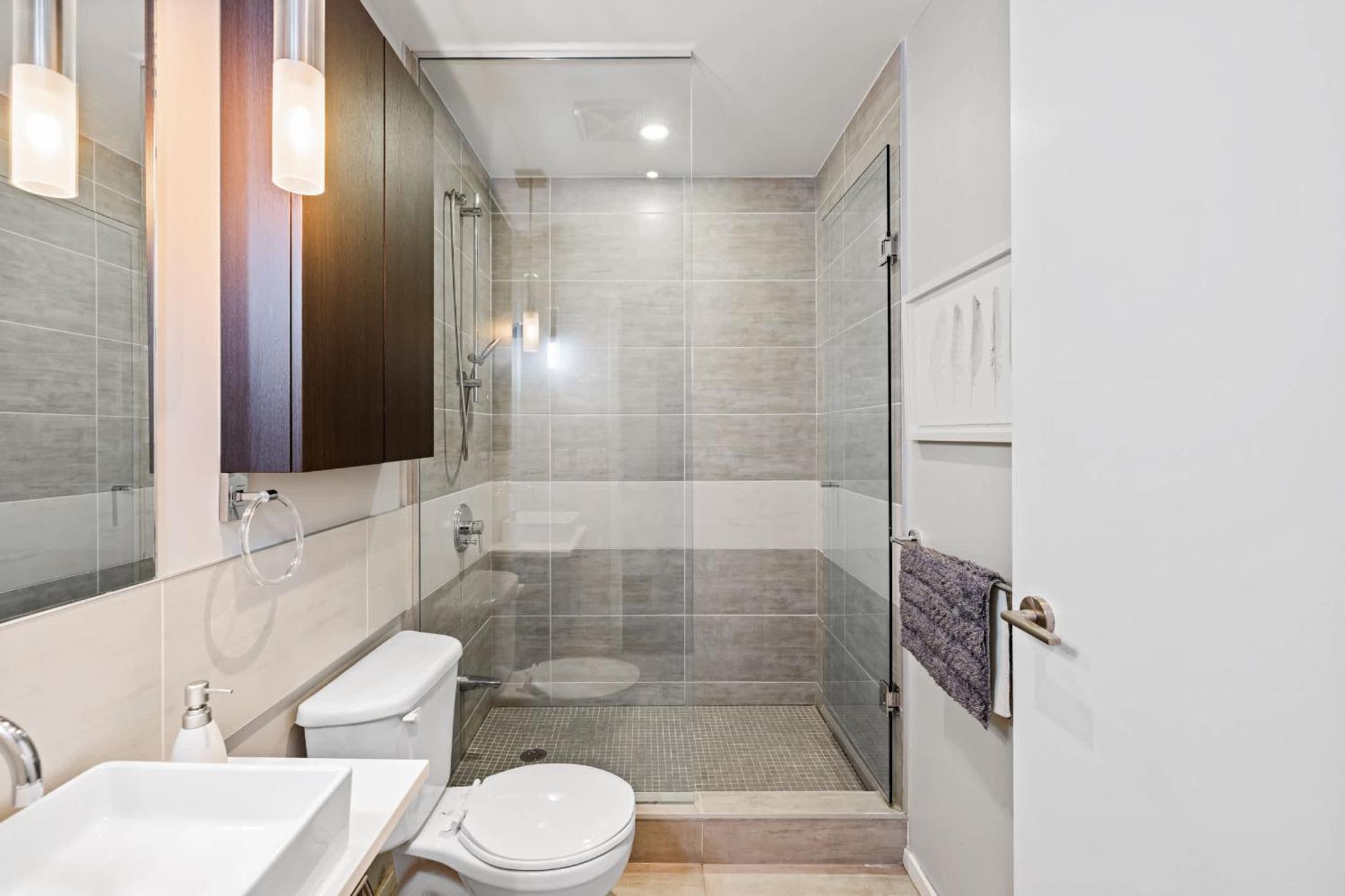 Urban Executive Oasis Dt To *