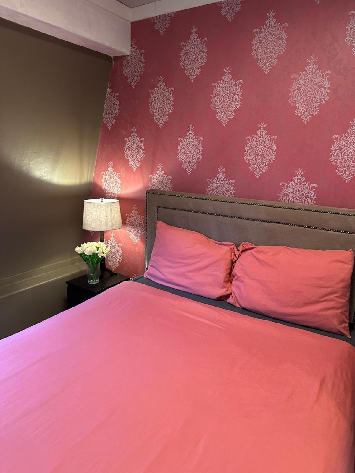 Hotel Queen Nest