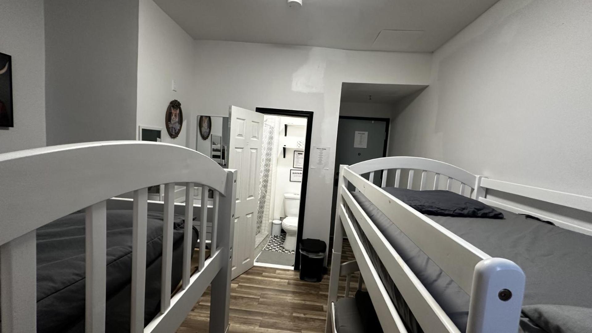 Queen Nest Hotel