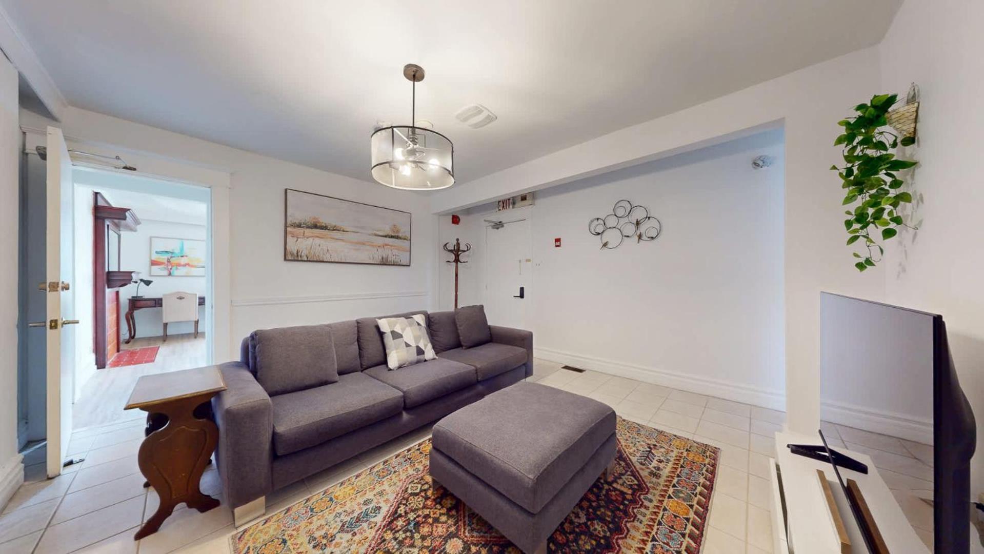 Spacious In Corso Italia Apartment *