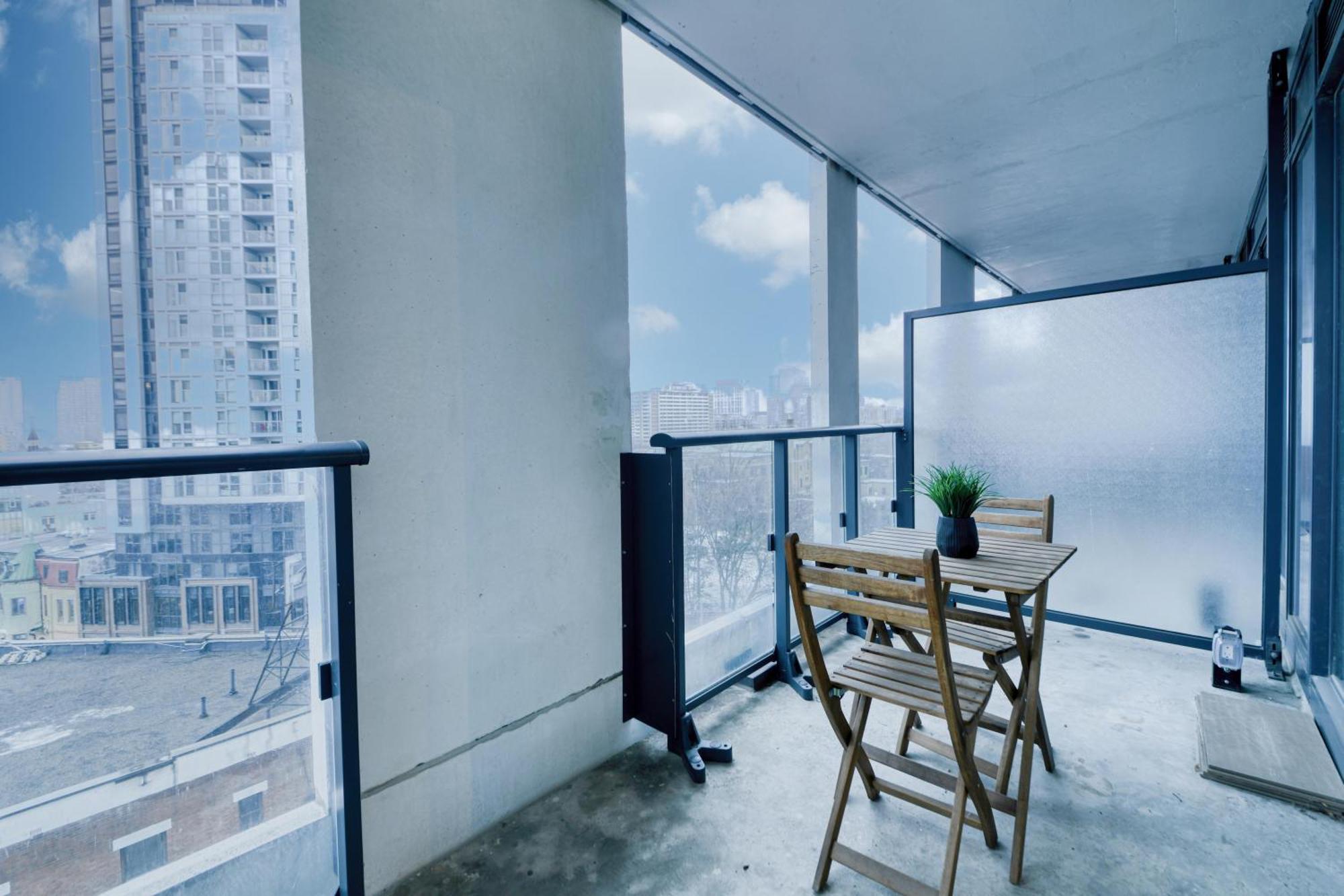 Rivetstays - The Jarvis Toronto