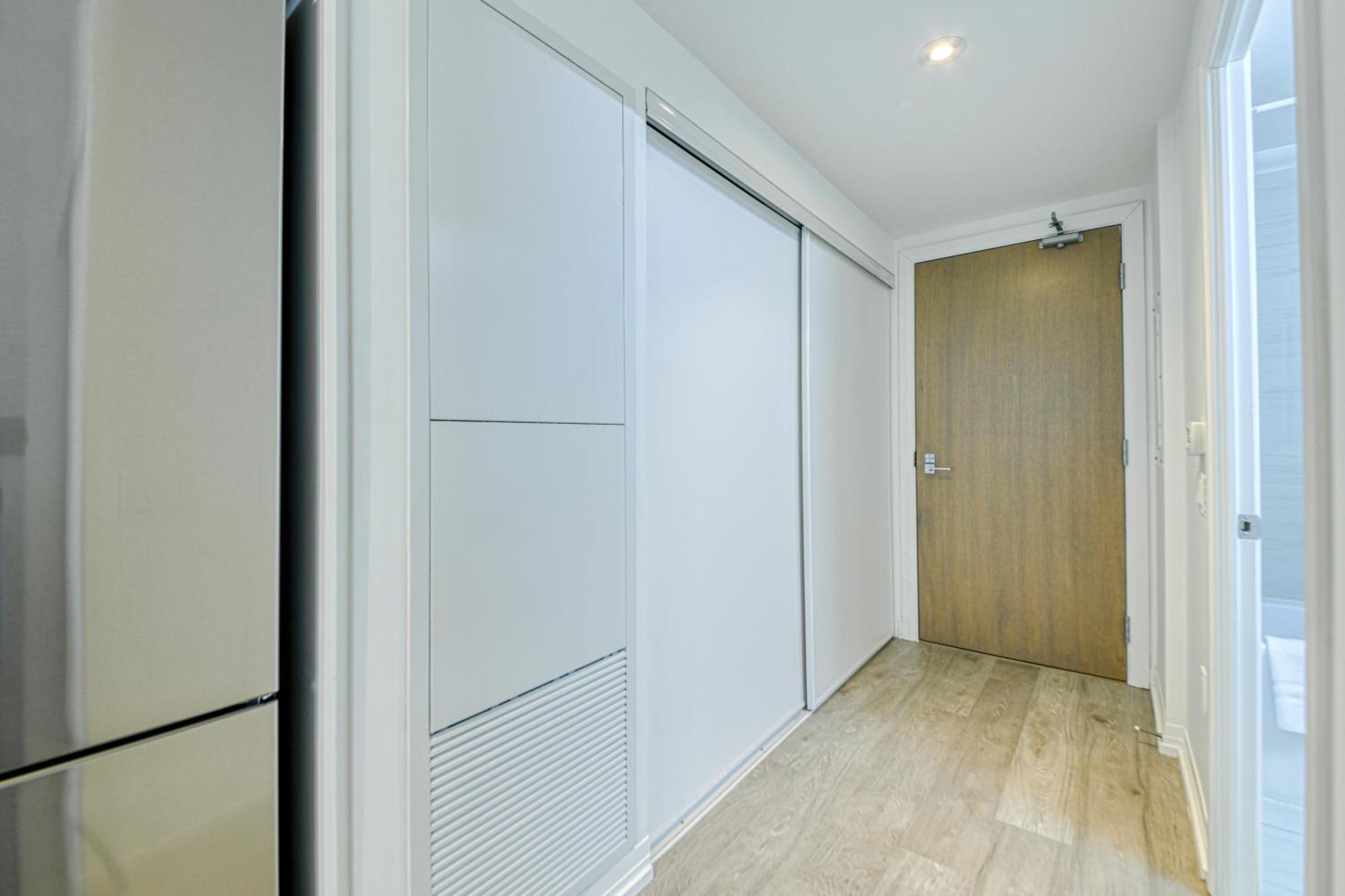 Rivetstays - The Jarvis Apartment
