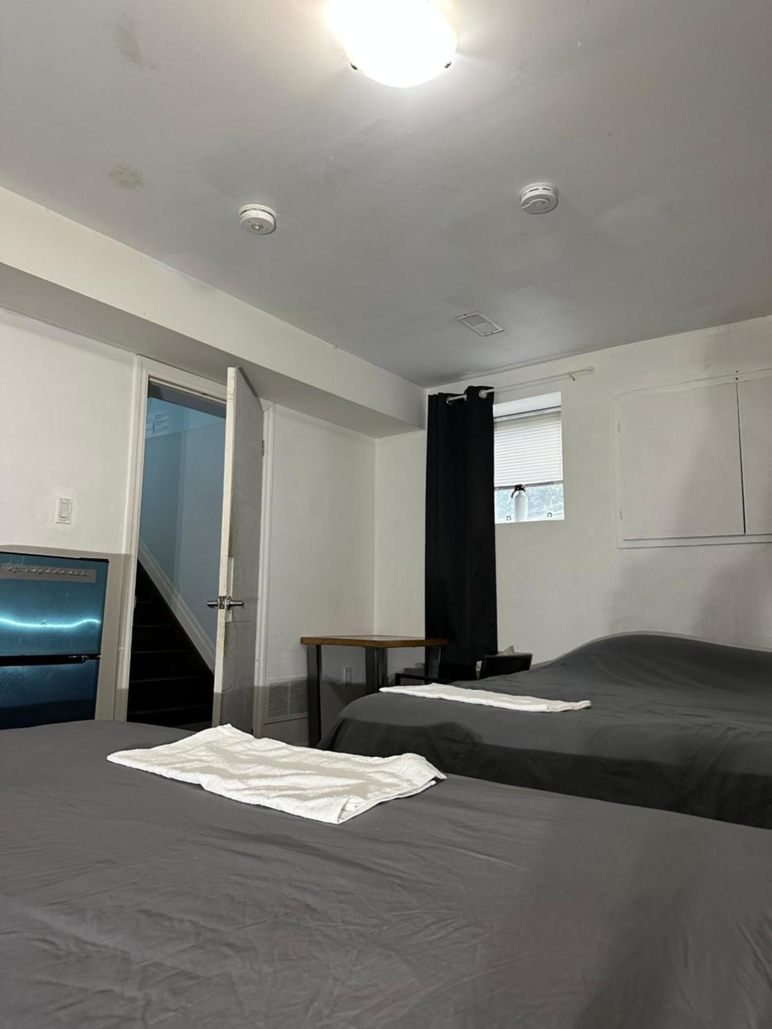 Apartment Lower Loft -space Share Toronto