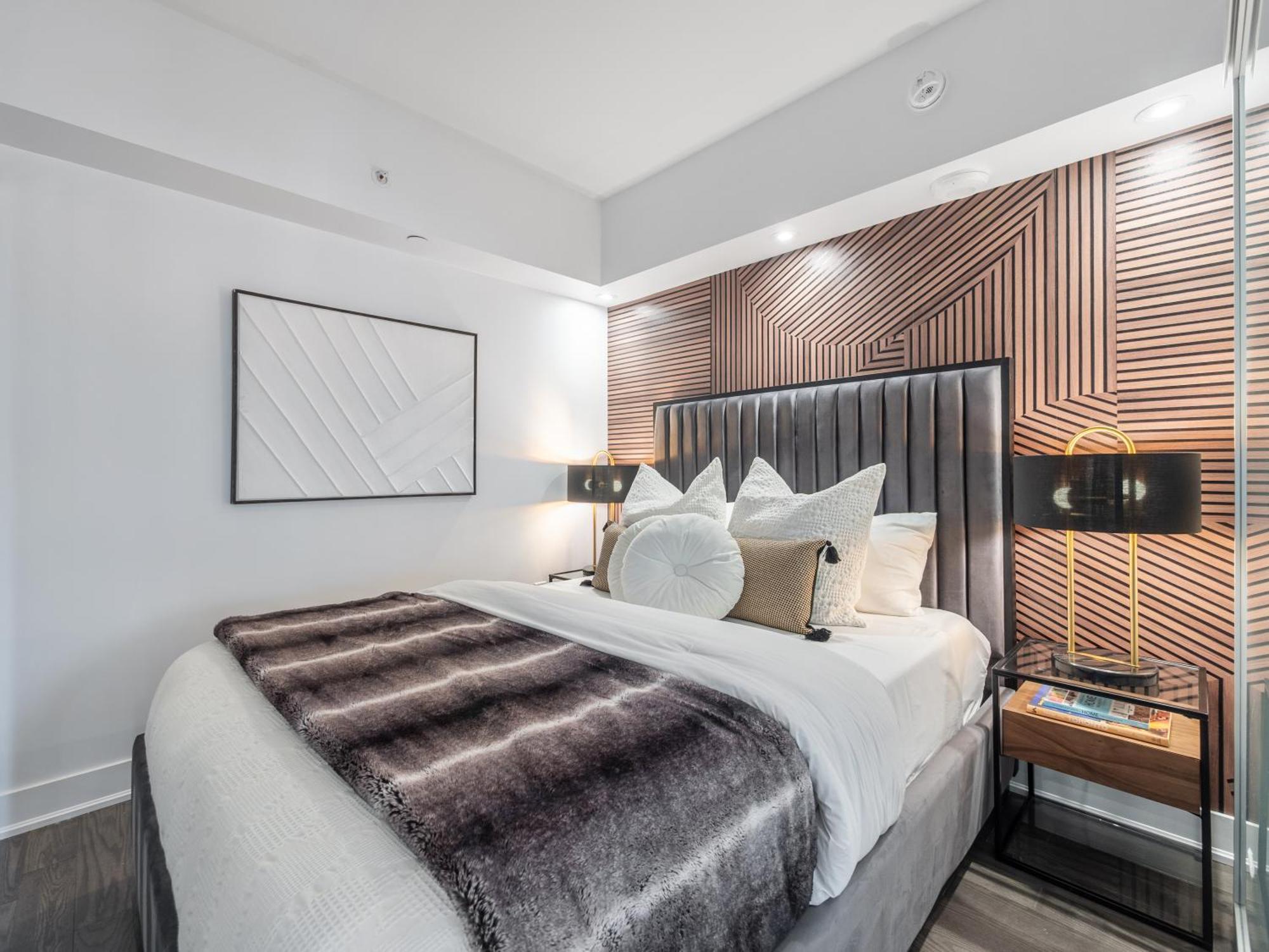 Regis - Downtown - Cn Tower & Rogers Centre Apartment *