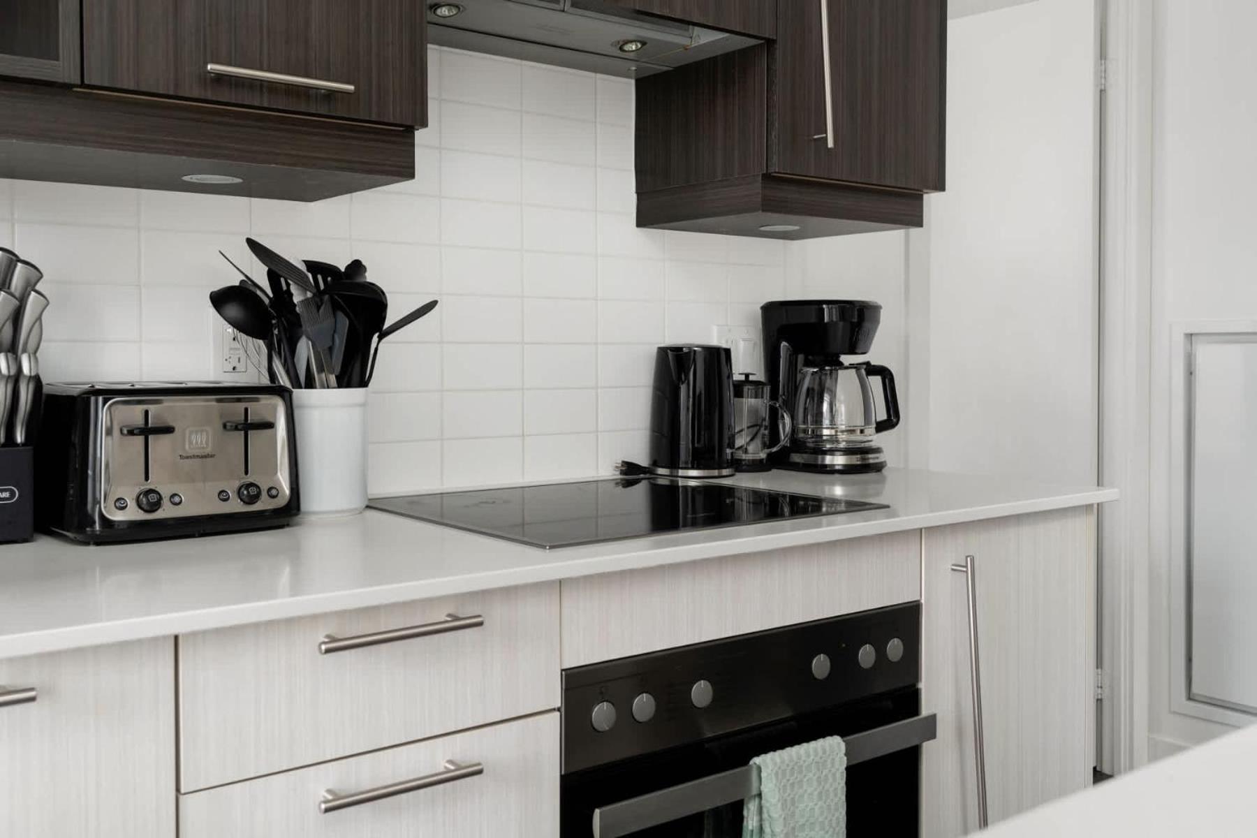 2br 2ba With Sofa Bed By Financial District