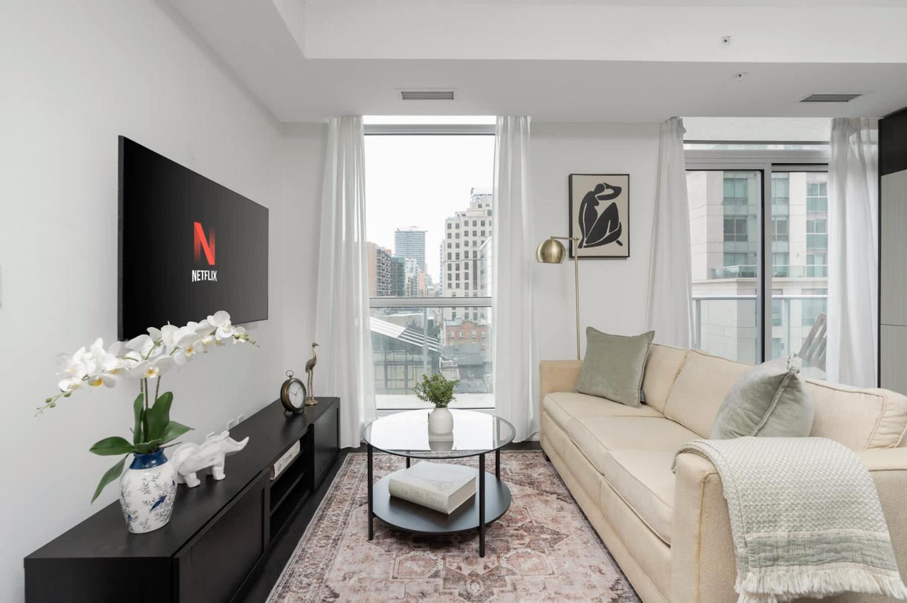 Apartment 2br 2ba With Sofa Bed By Financial District Toronto