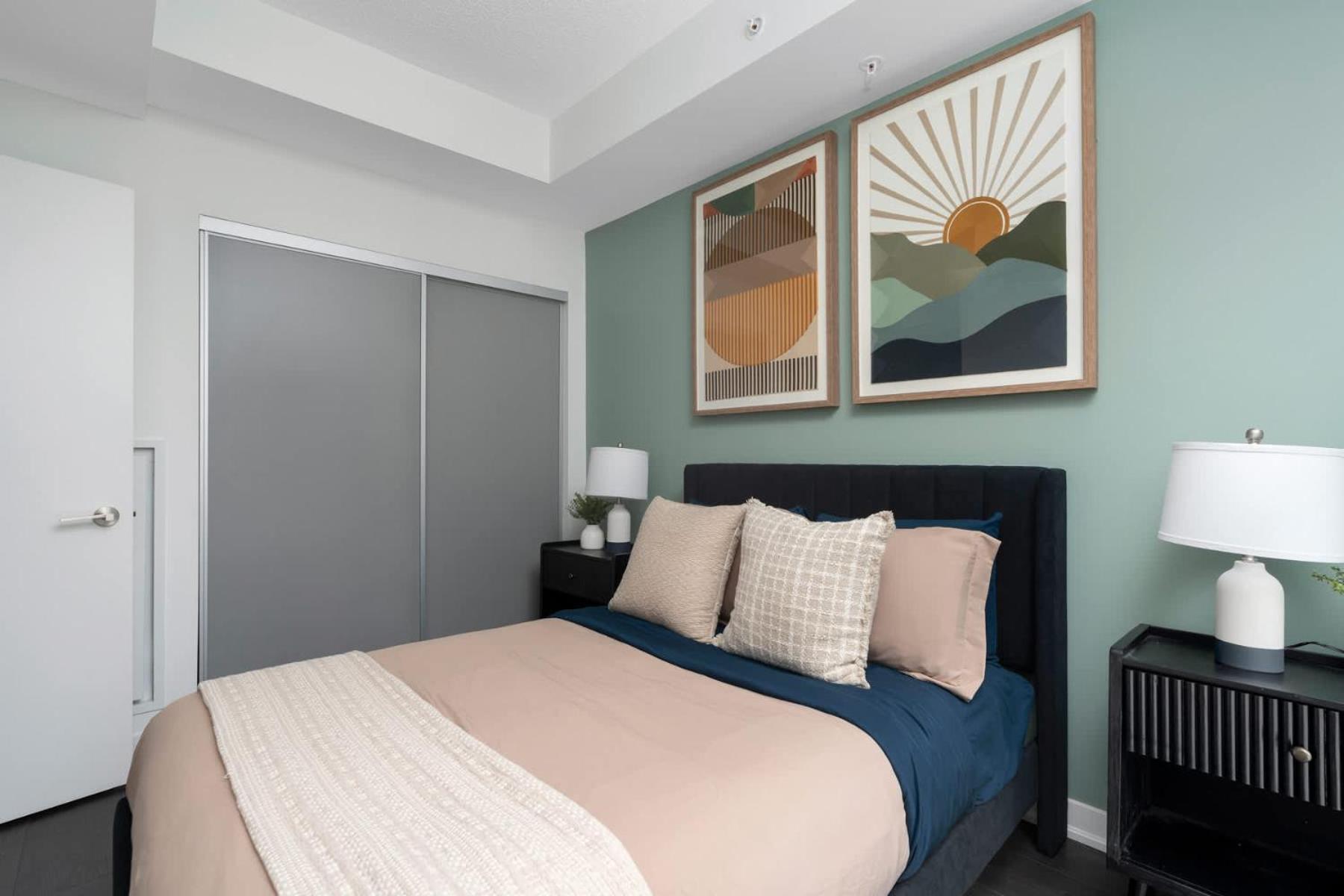 2br 2ba With Sofa Bed By Financial District Toronto