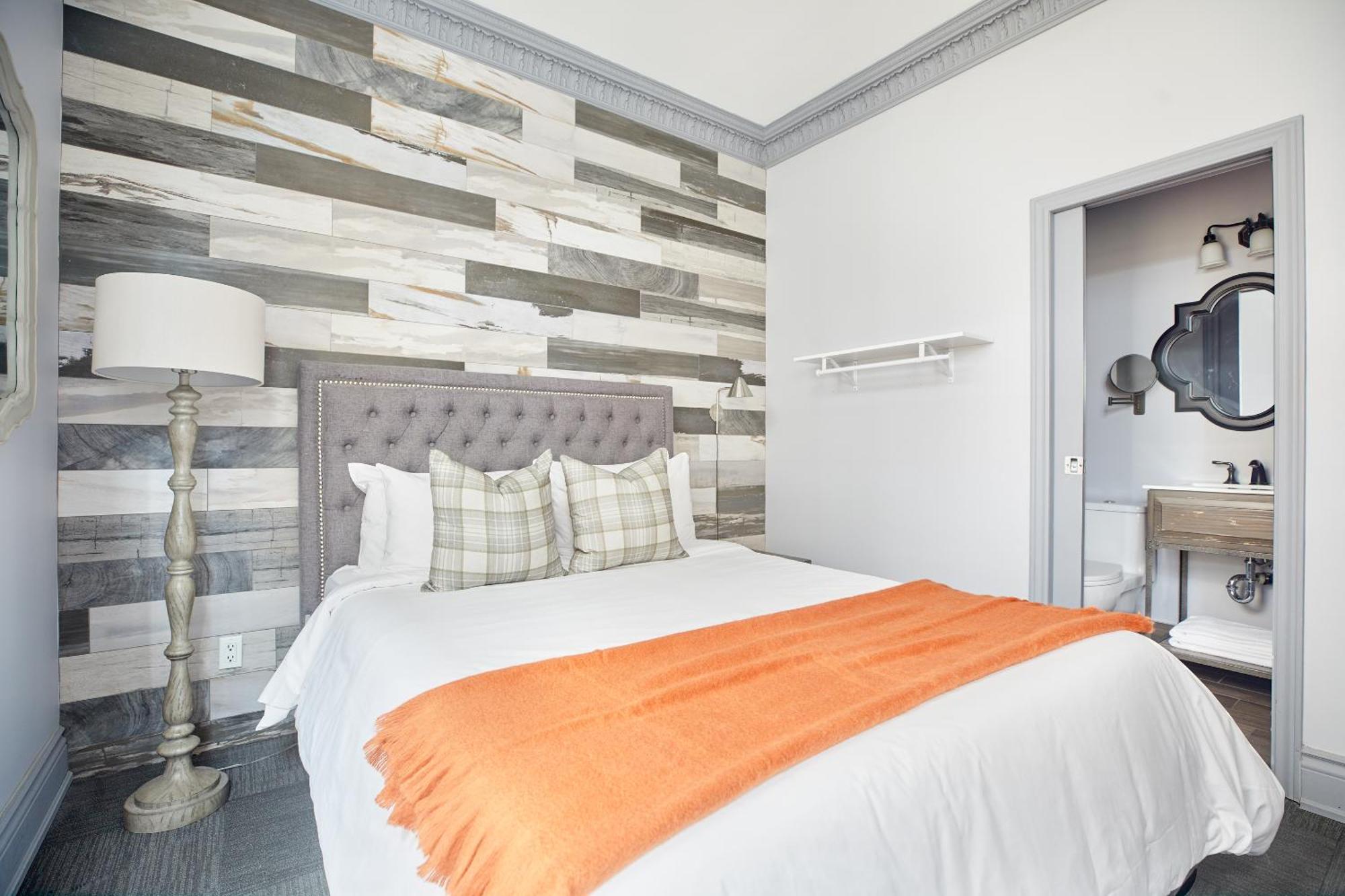 La Tumu Boutique 3* Toronto