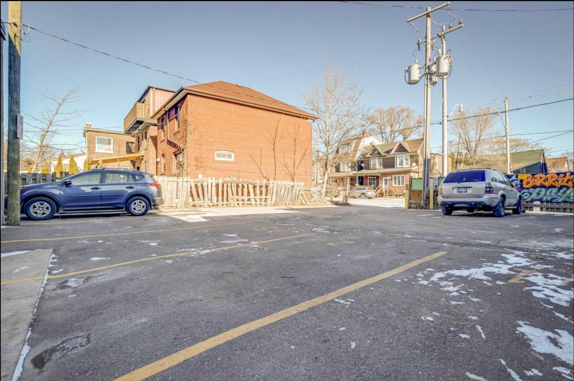 Casa Stylish With Patio In Leslieville *
