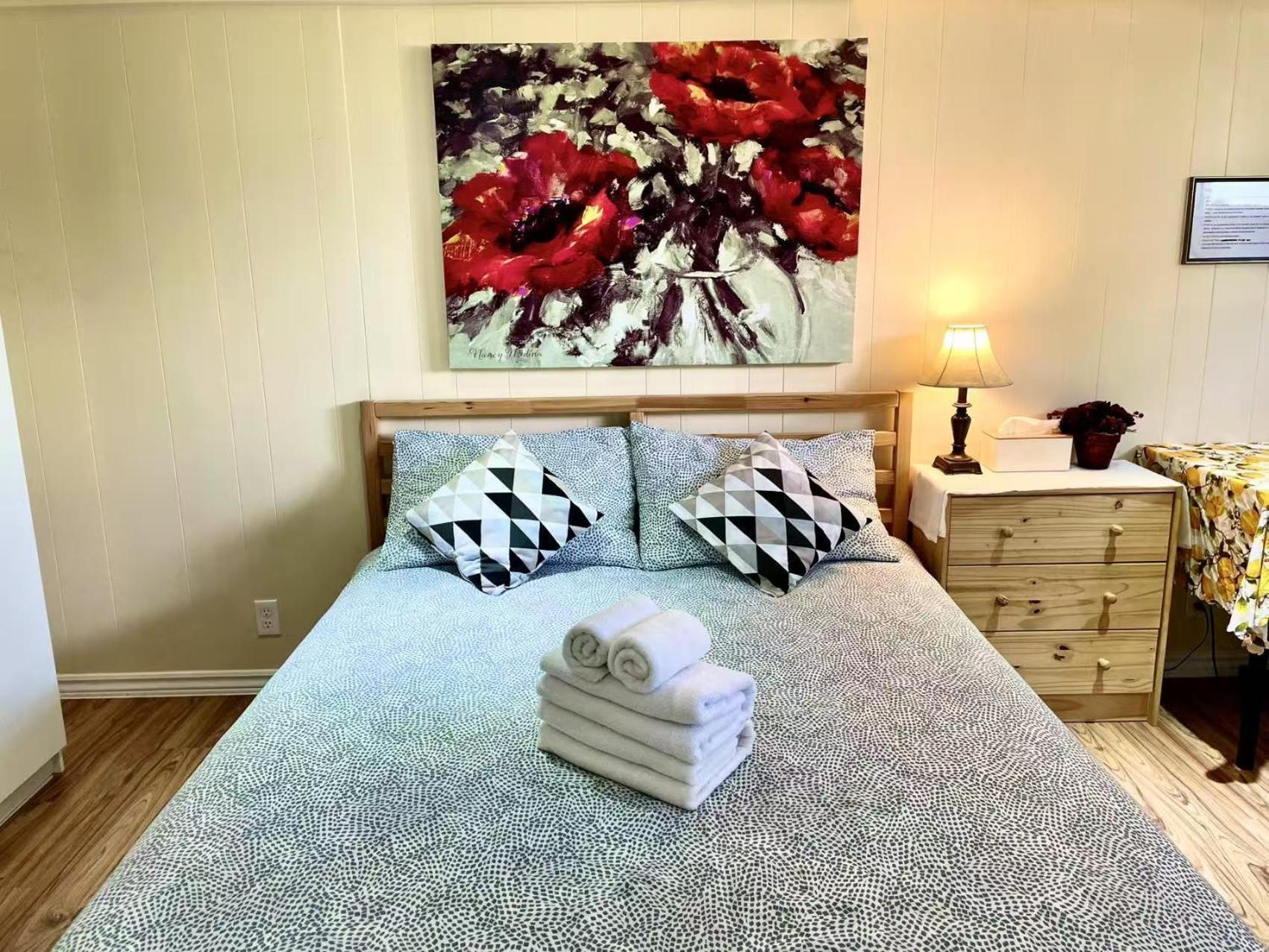 Bright&modern Space Perfect For Couple And Family Step To Public Transit In Homestay