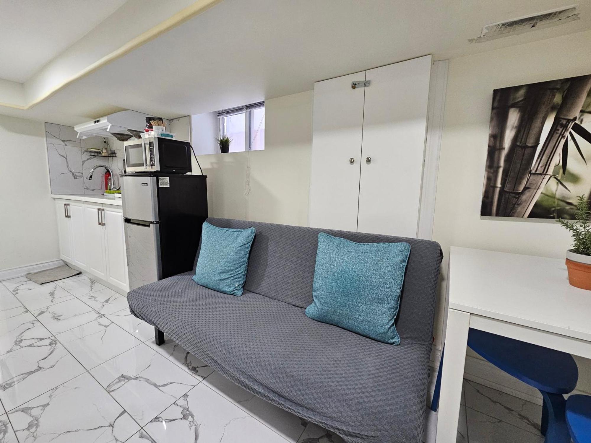 Downtown - Trinity Bellwood Park Apartment *