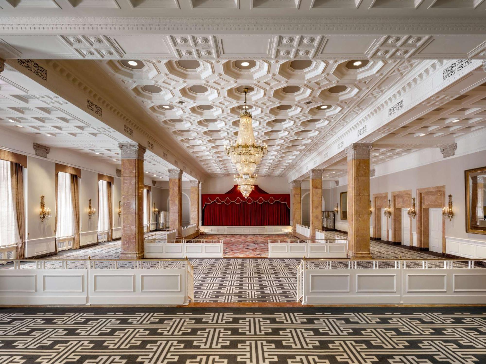Fairmont Royal York 5* Toronto