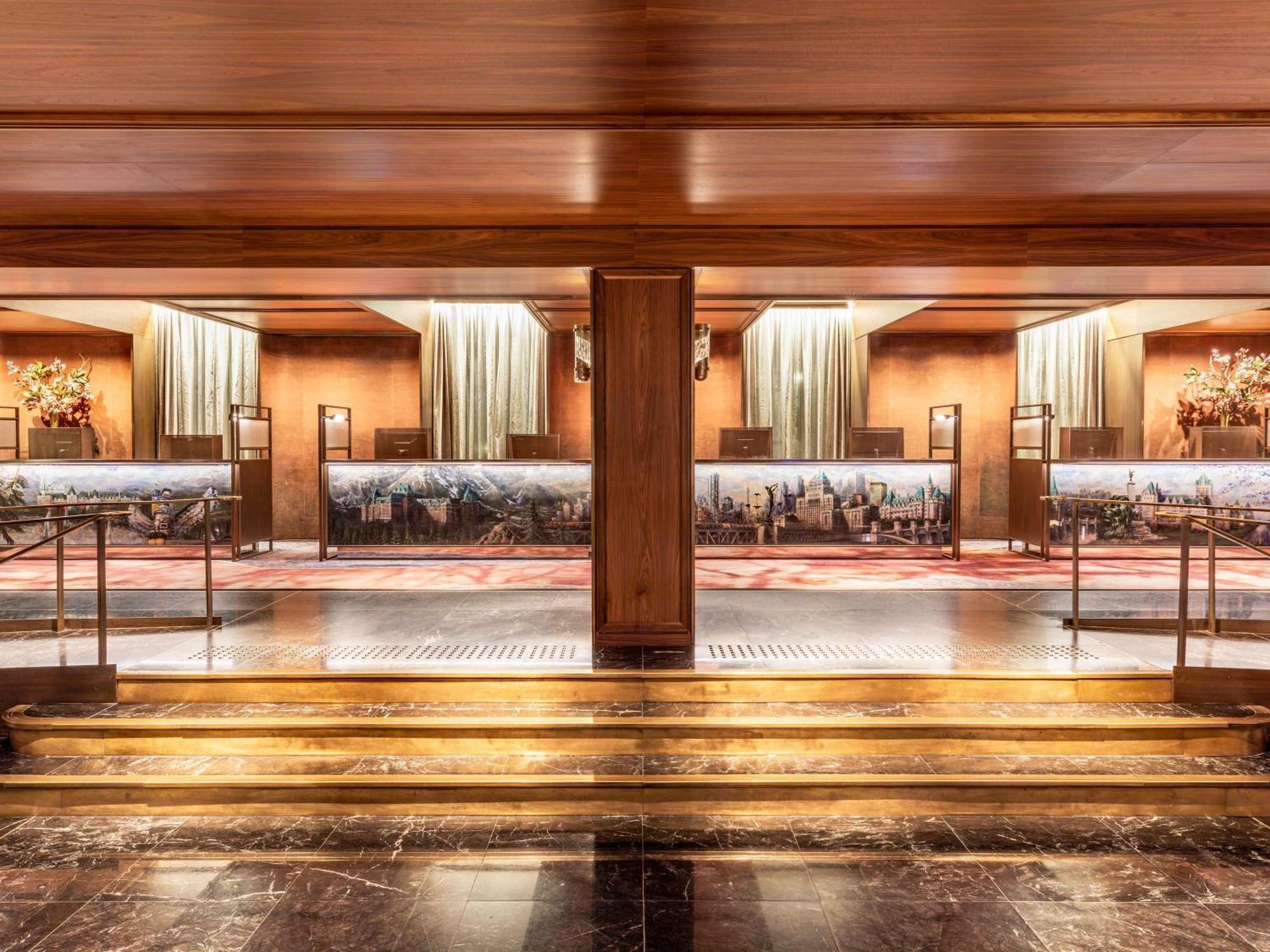 Fairmont Royal York 5*