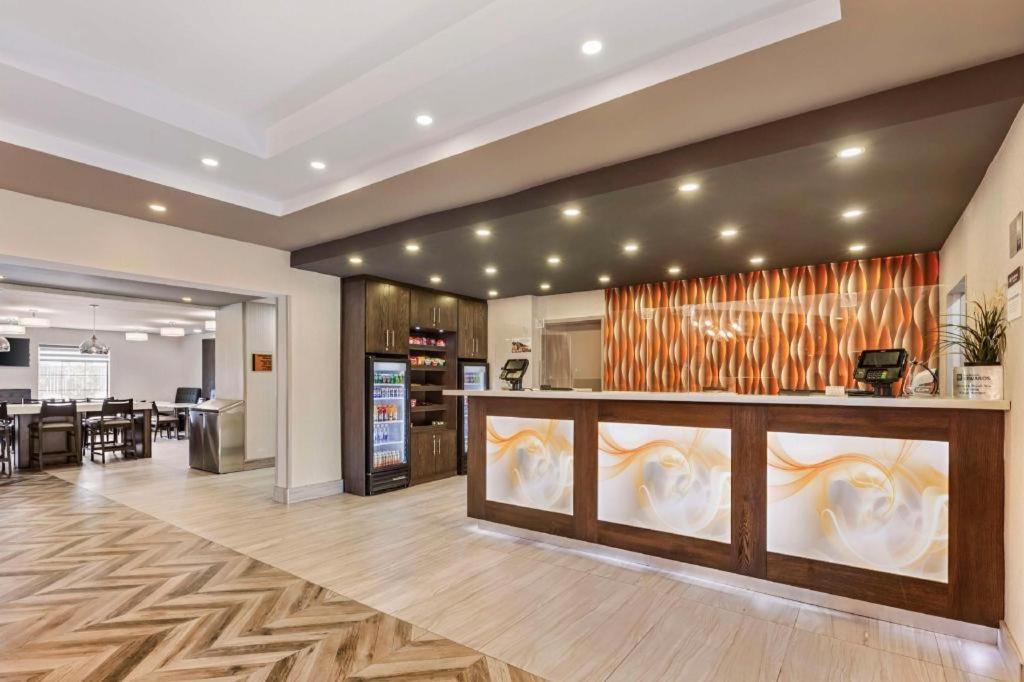 Hotel Western Executive Toronto