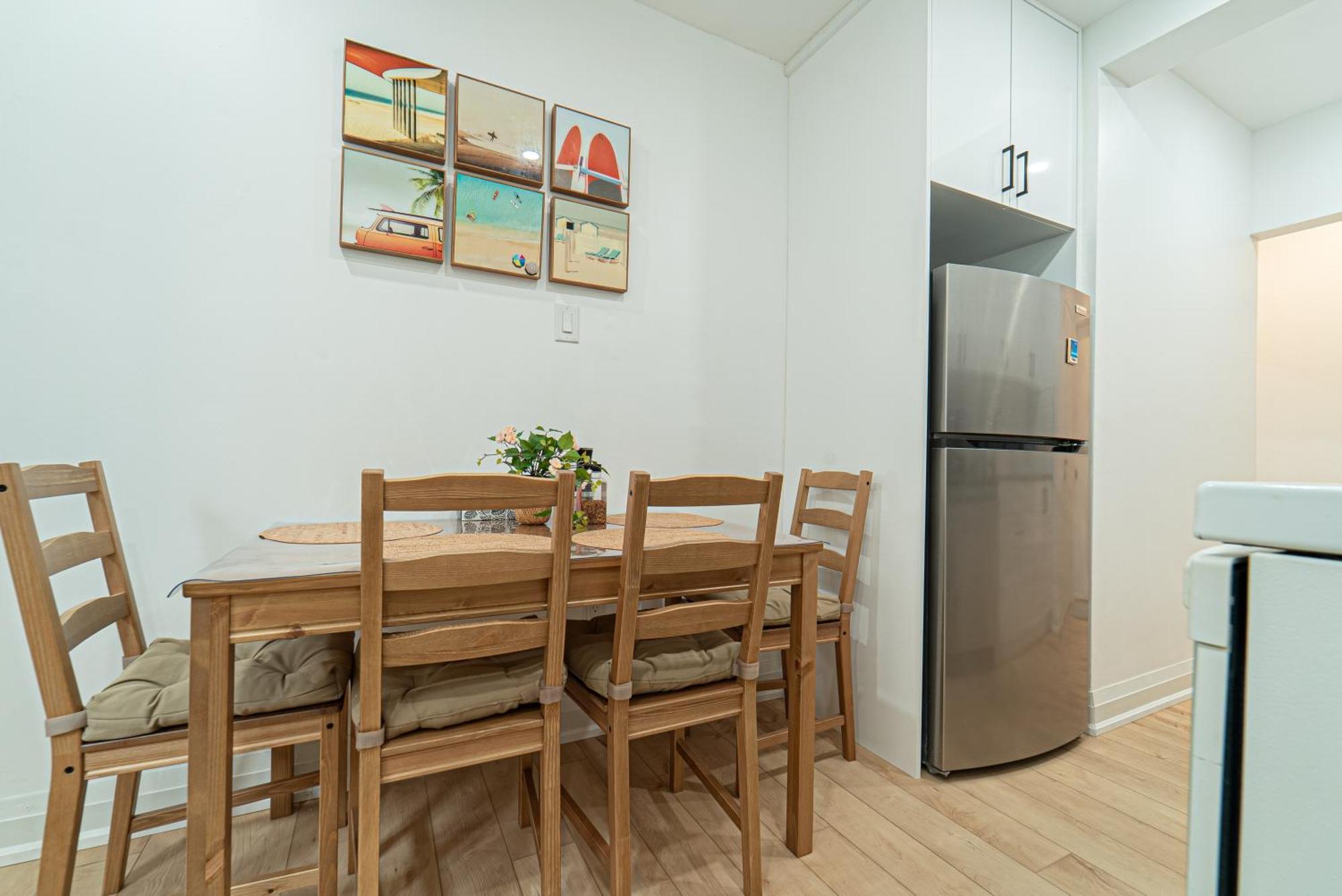 Garden View, Quiet & Comfortable Double Private Room, Workspace, Free Parking *
