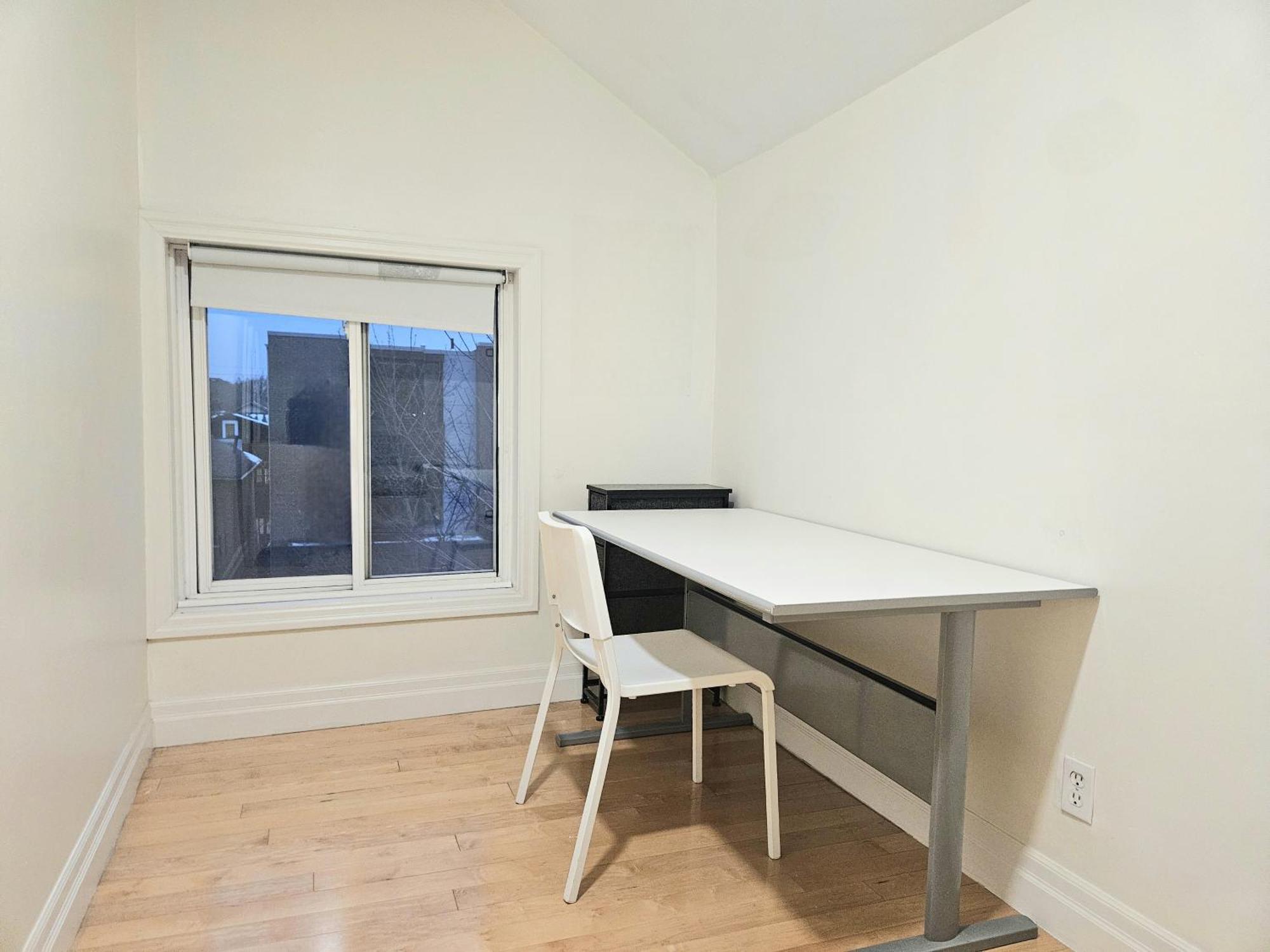 Downtown - Trinity Bellwood Park Apartment *