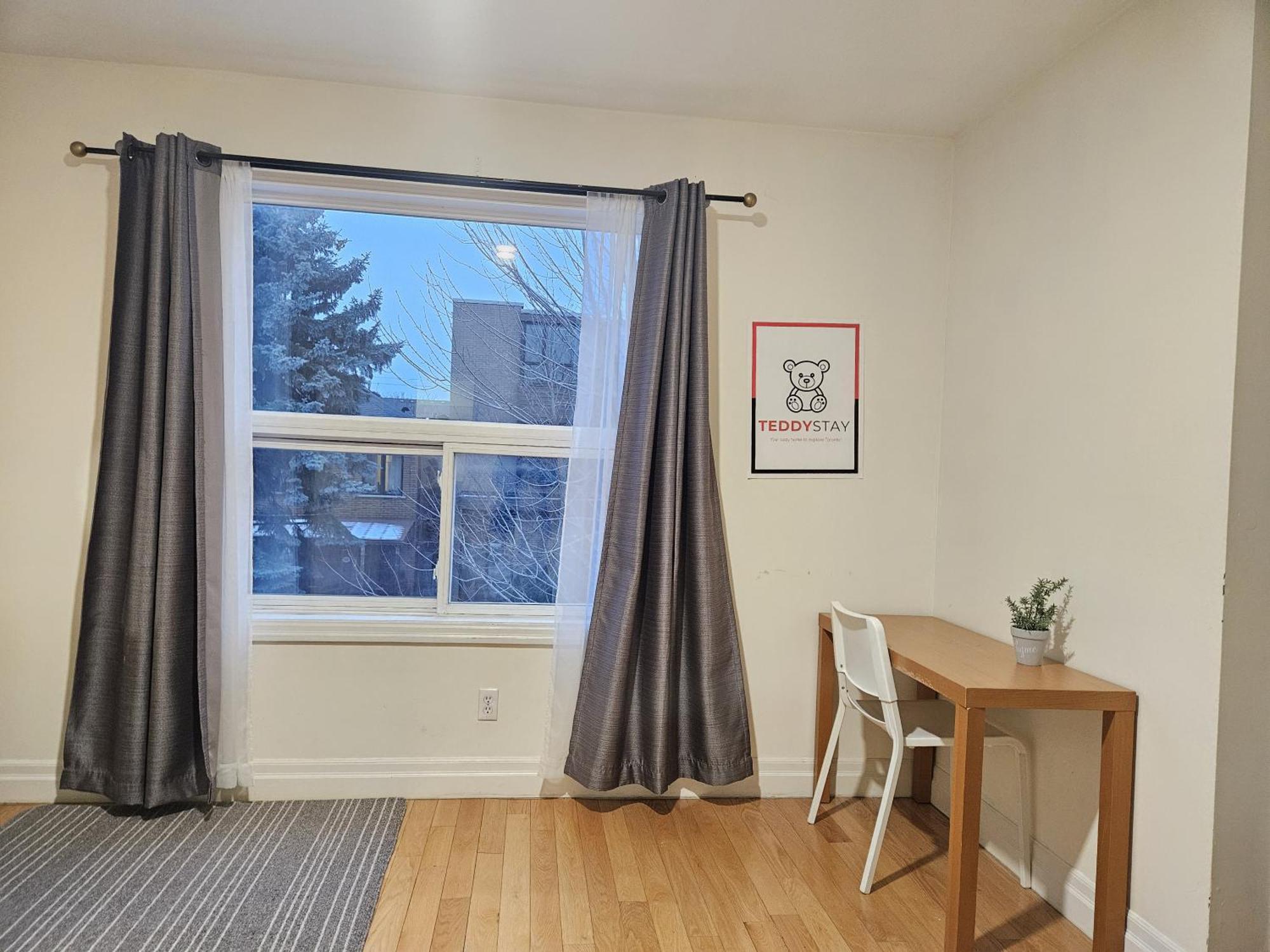 Downtown - Trinity Bellwood Park Apartment Toronto