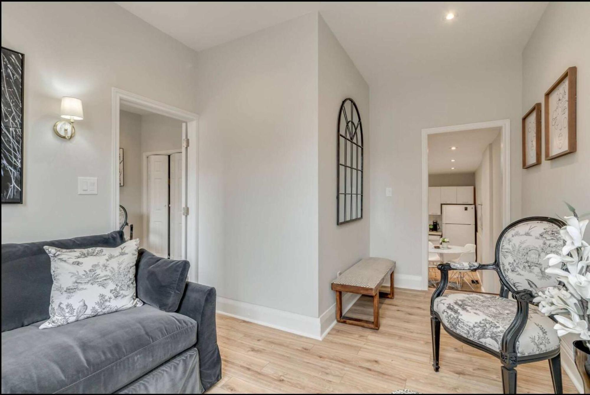 Hotel Casa Leslieville - 2br With Lrg Patio *