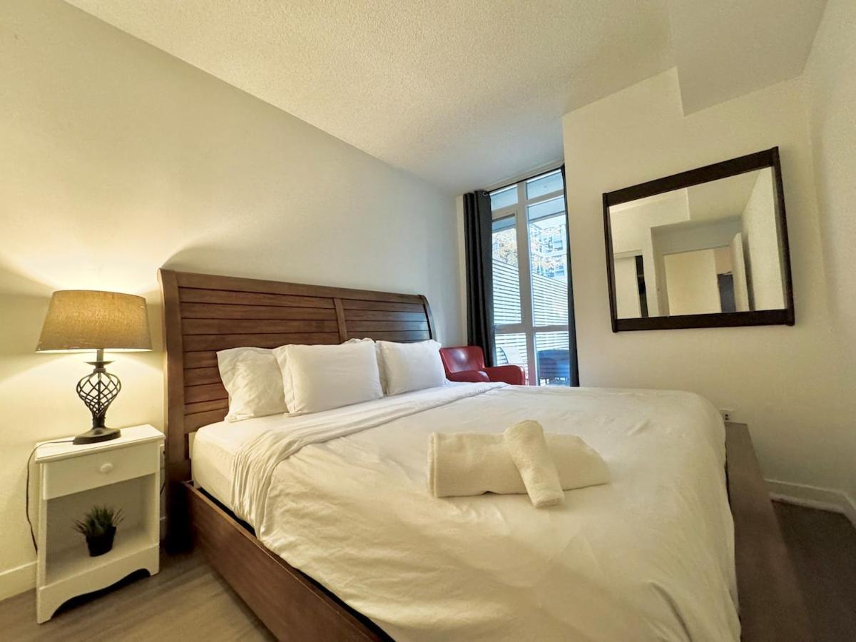 Kingbed & Bunkbed & Terrace * Toronto