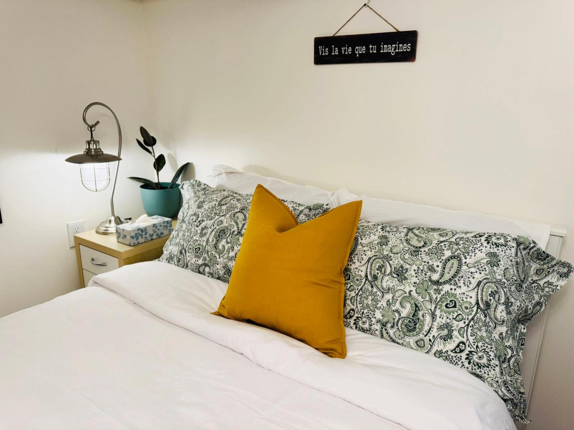 Sunrise - Free Parking Homestay Toronto