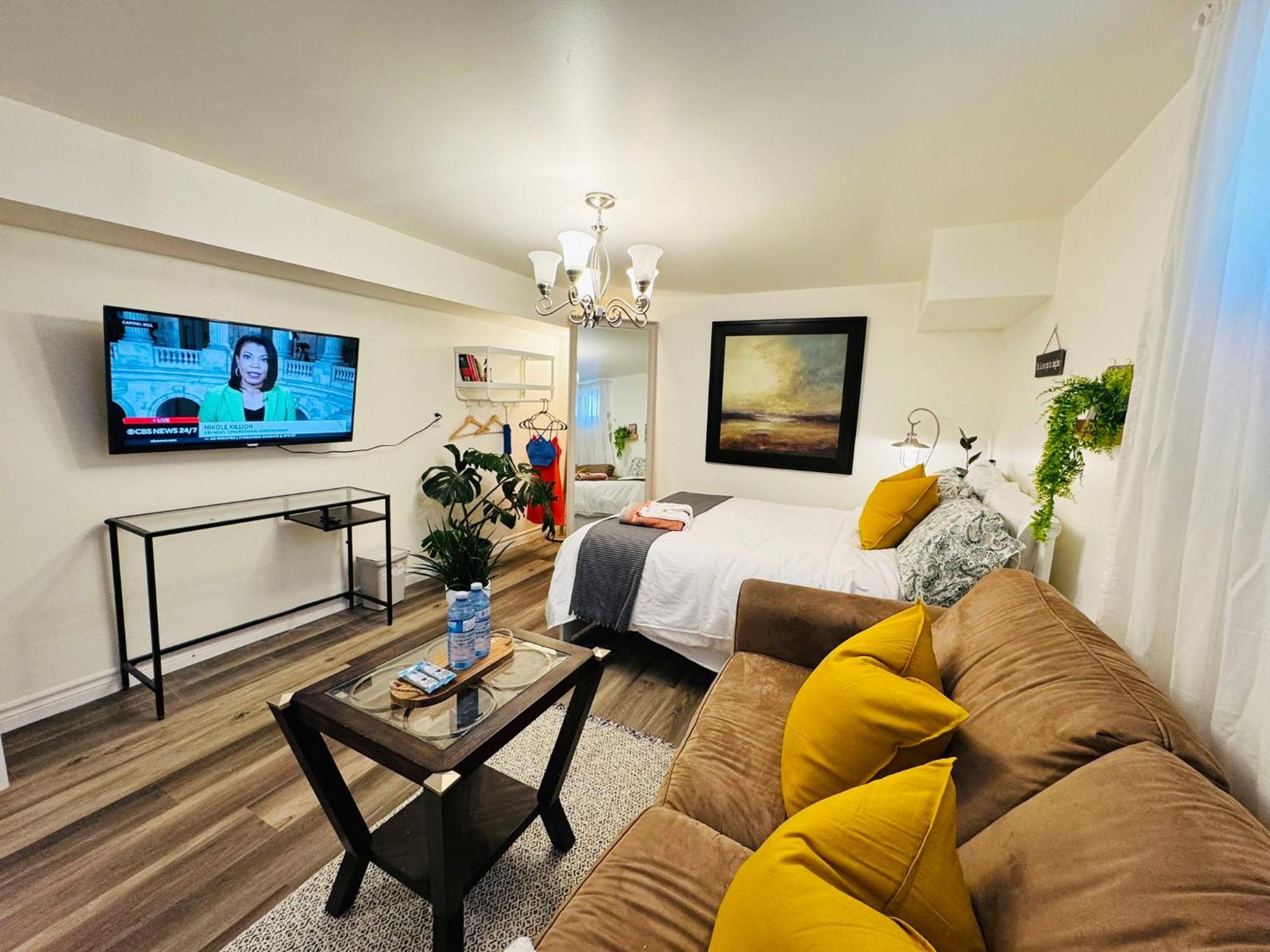 Homestay Sunrise - Free Parking Toronto