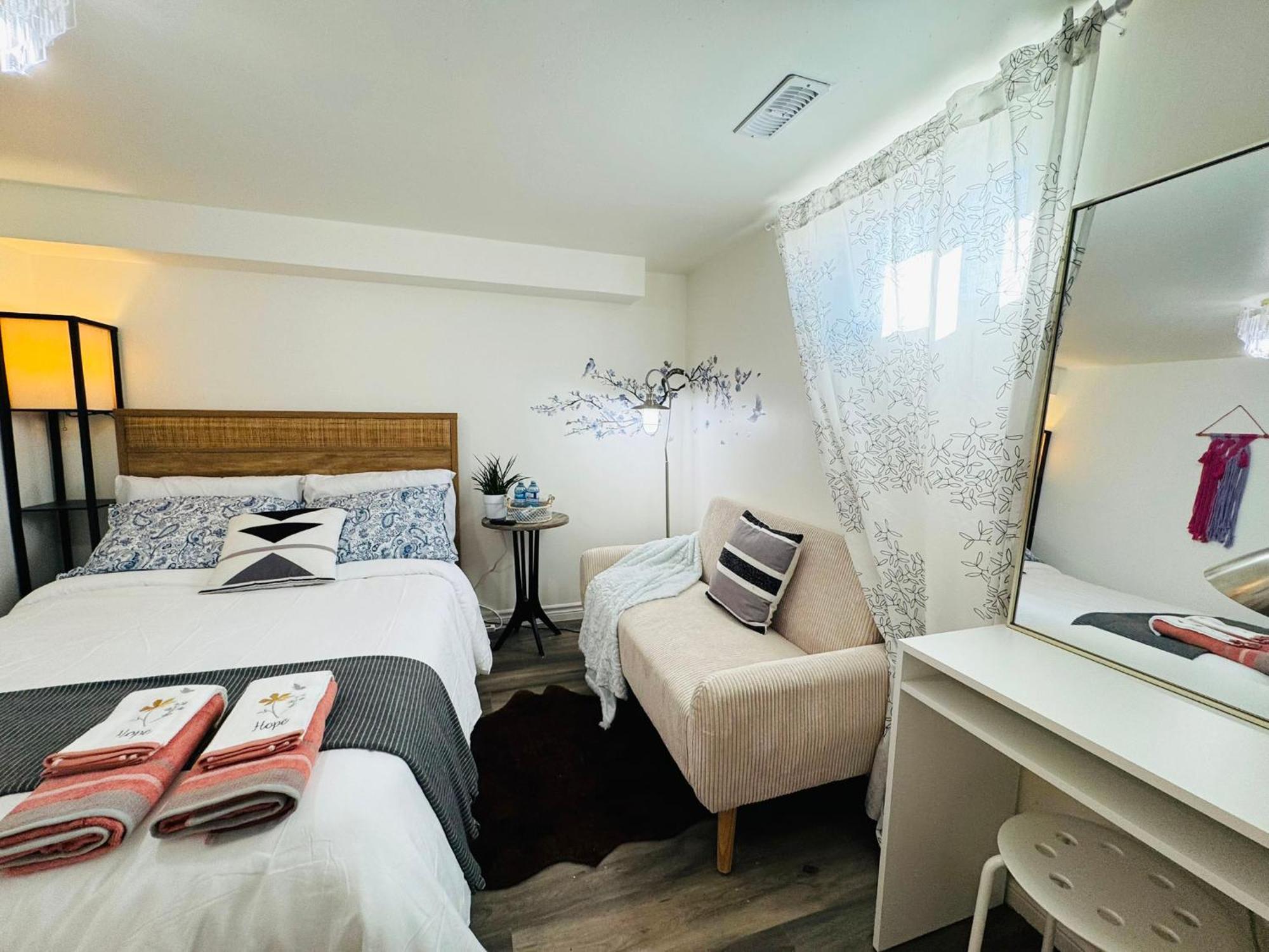 Sunrise - Free Parking Homestay *