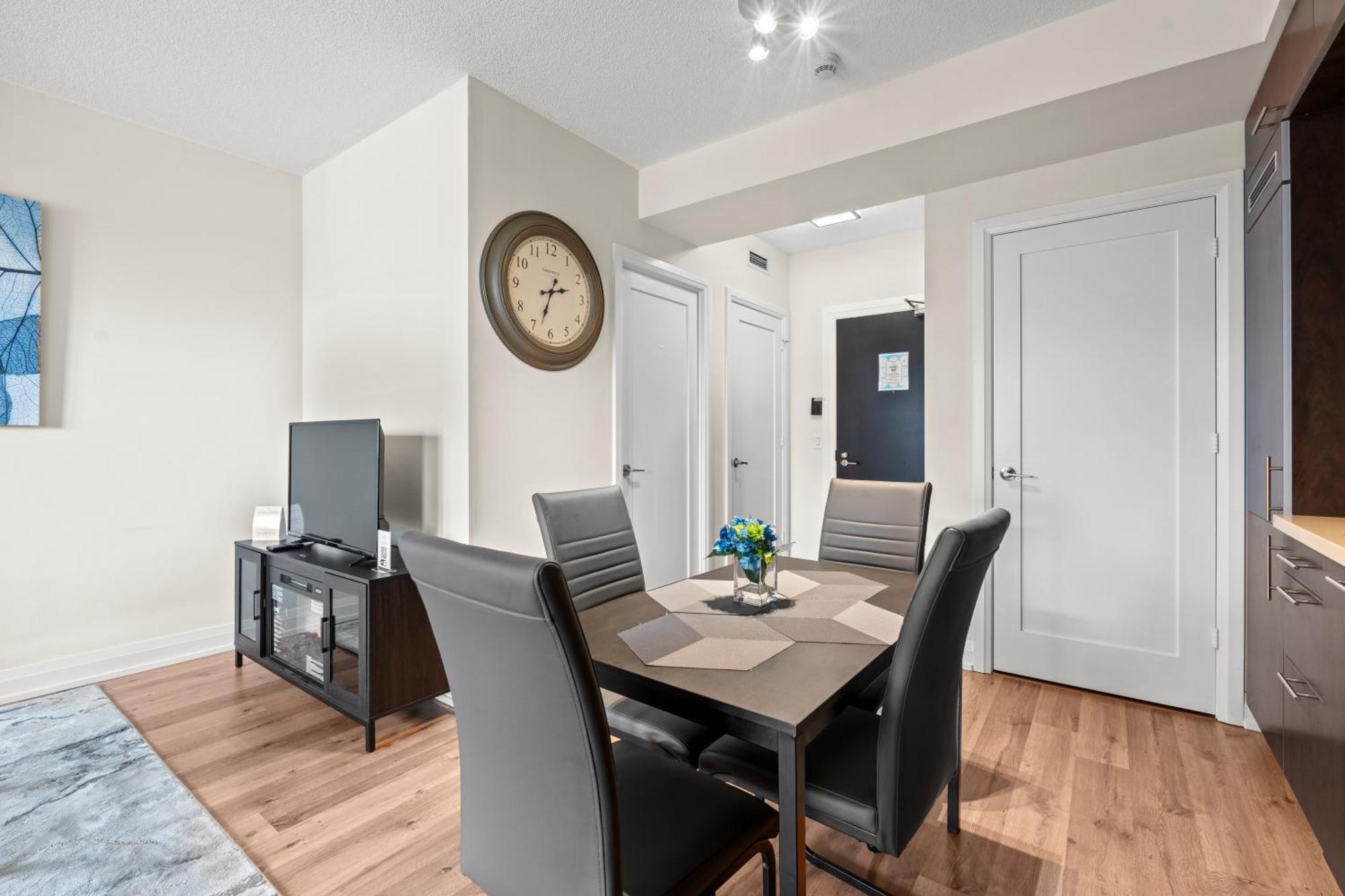 Globalstay Modern In North York Skyscraper Apartment