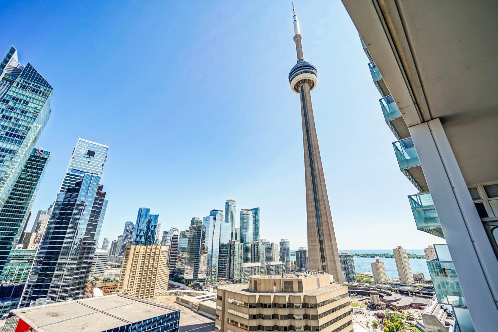 Apartment Chol Furnished Heart Of Downtown Toronto, 2 Beds, Free Parking, Cn Tower View *