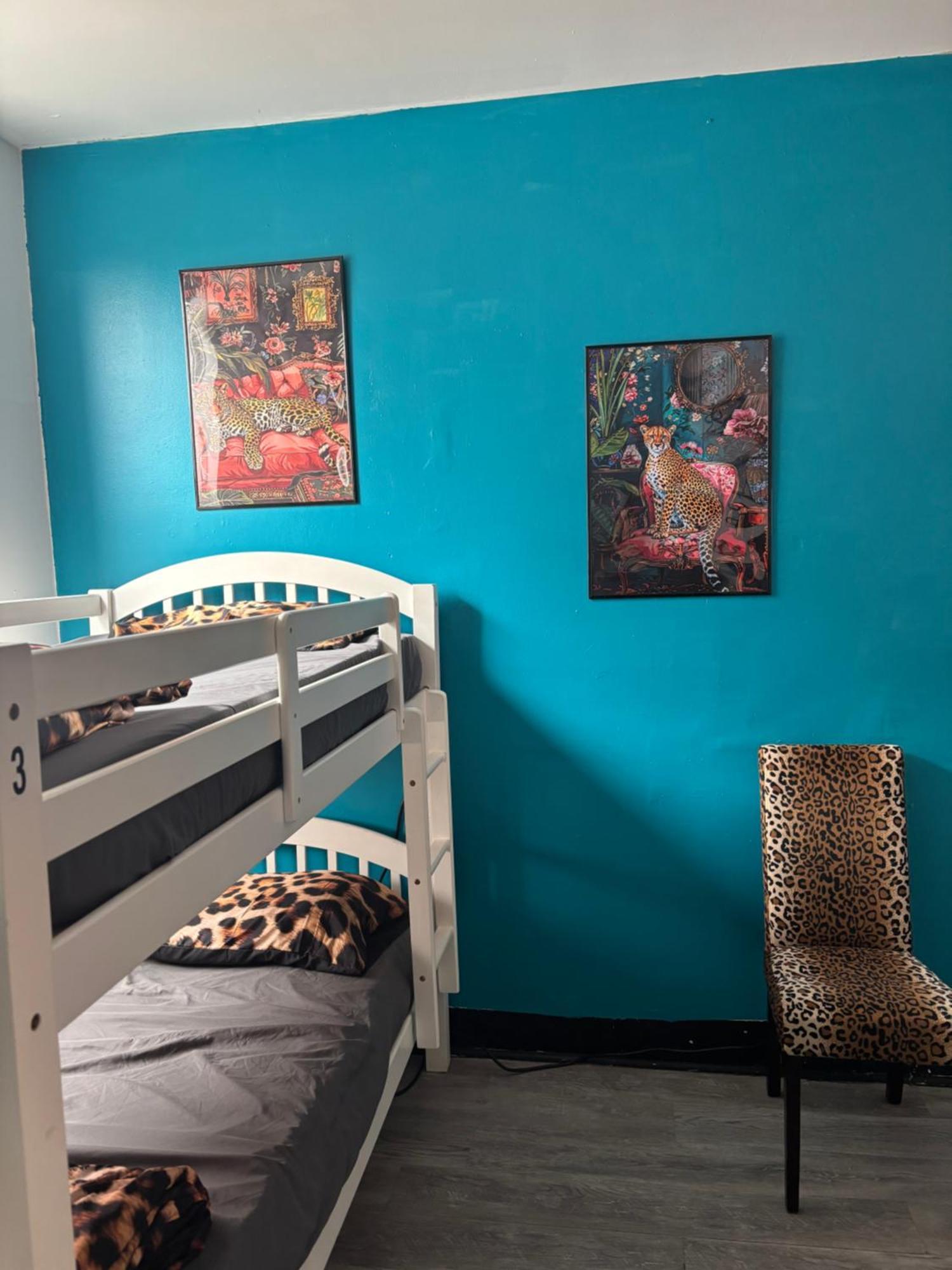 Queen Nest Hotel