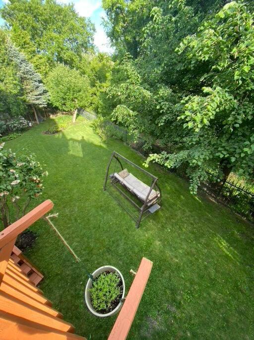 Serene Don River Nature Retreat- 2br Apartment, Private Patio, Free Breakfast & Parking * Toronto