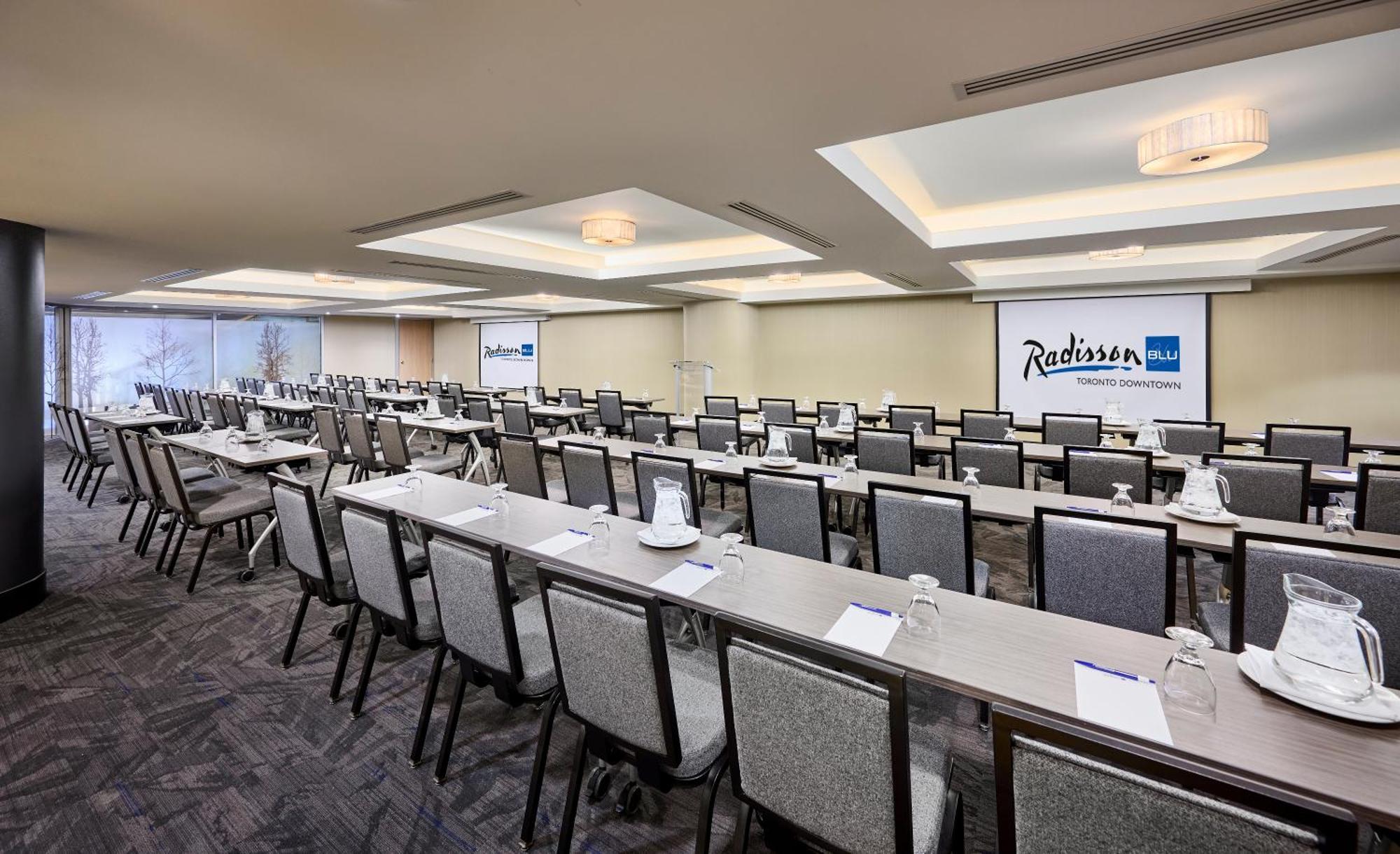 Radisson Blu Downtown 4* Toronto