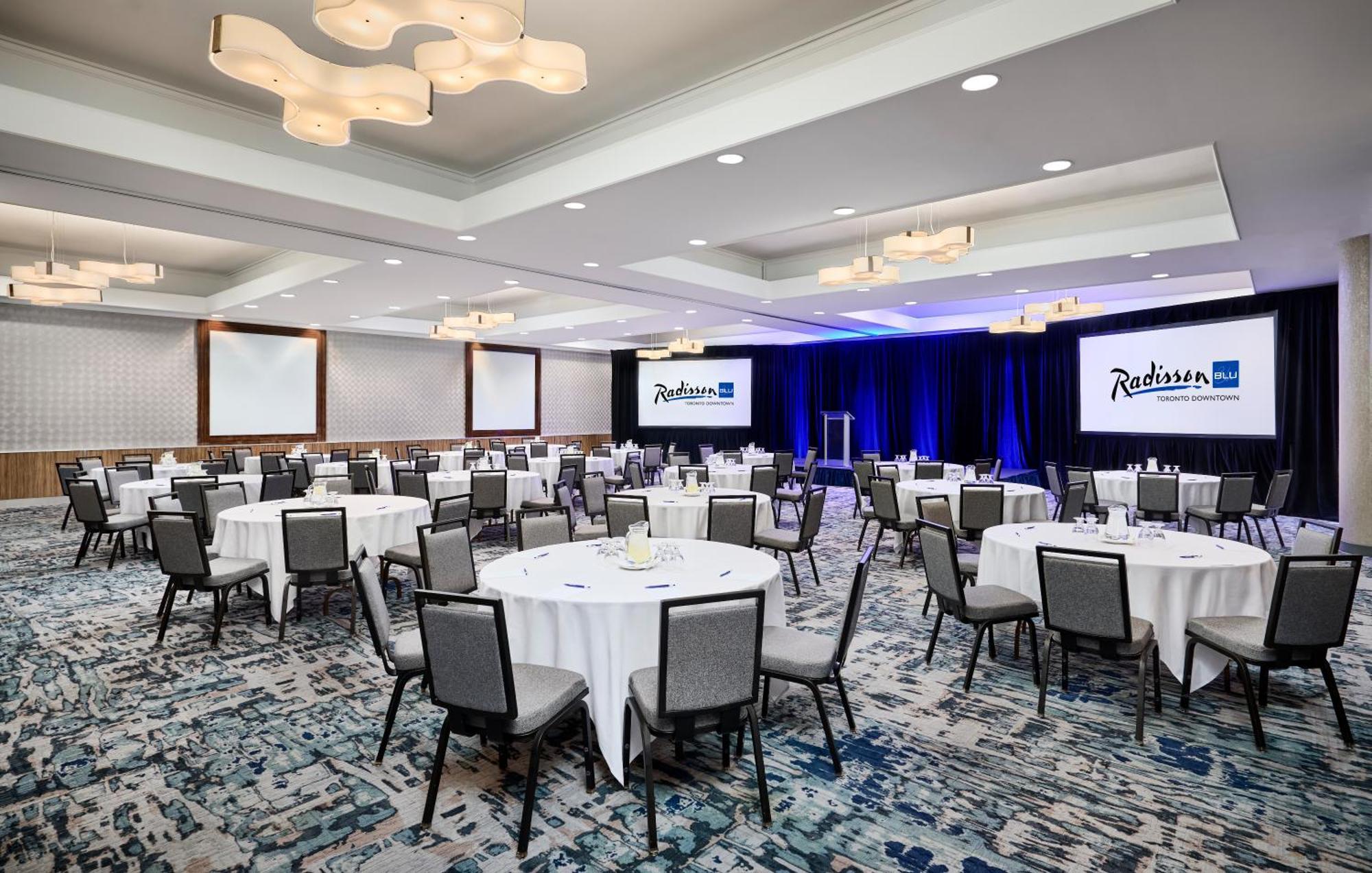 Radisson Blu Downtown Hotel Toronto