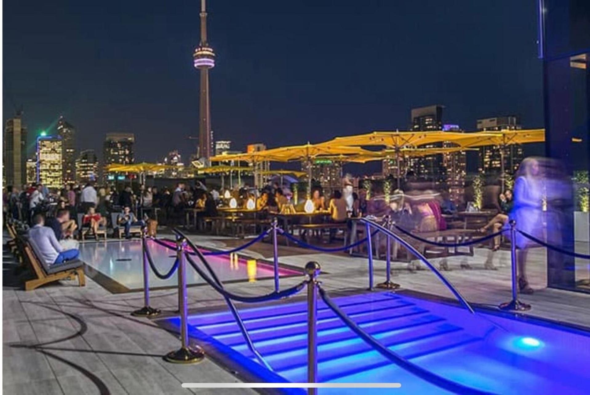 Downtown - Trinity Bellwood Park Toronto