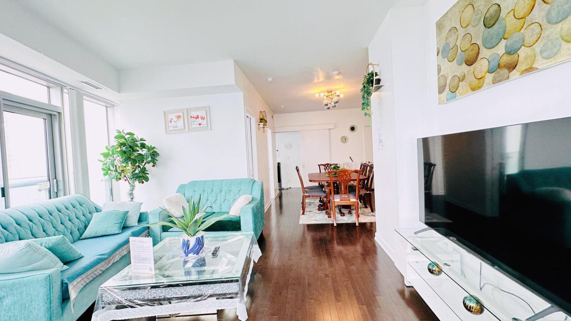 New Superior Lakeview Luxury 3-bedroom On High Floor *