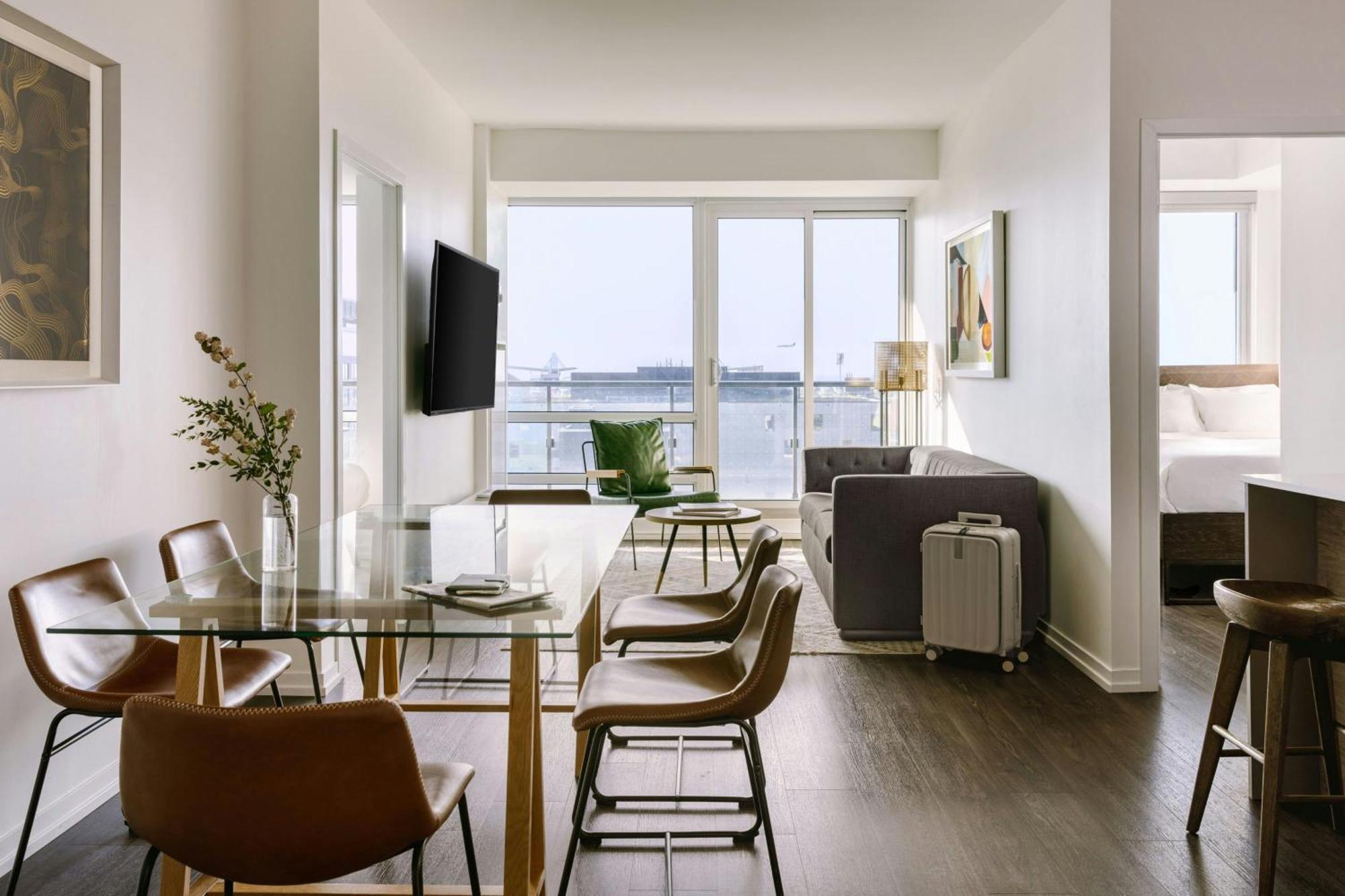 Sonder By Marriott Bonvoy The Liberty Liberty Village 4* Toronto