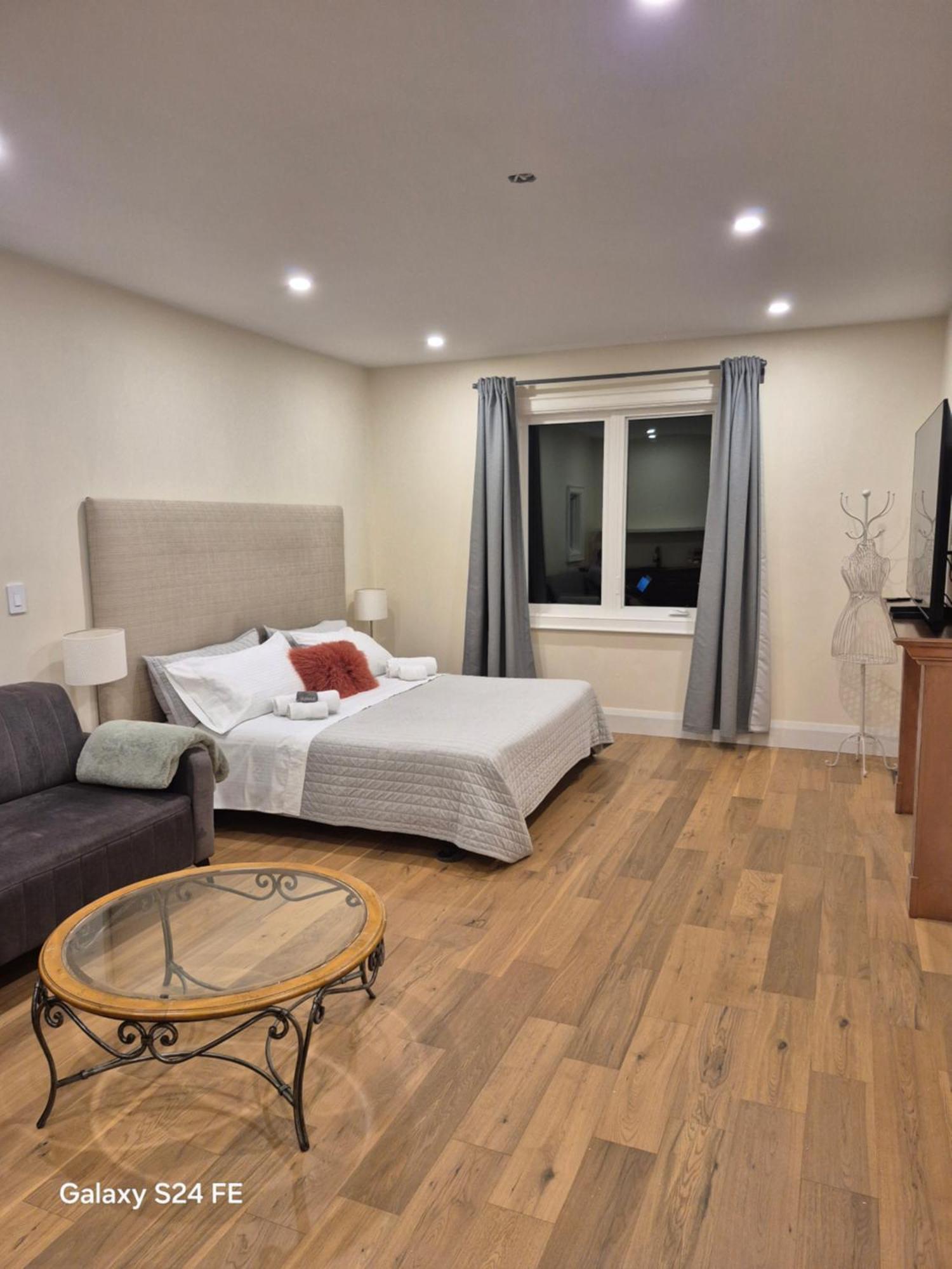 Gabby's Place Downtown Core Homestay