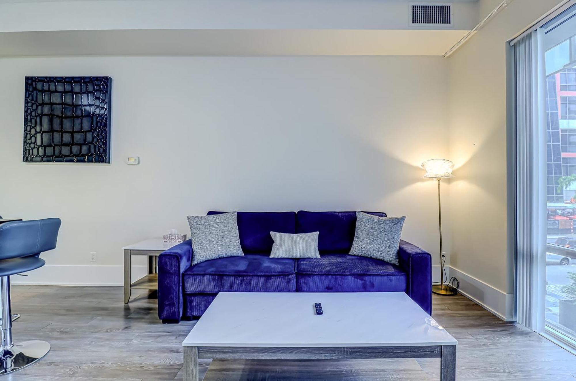 Metropolis Loft - Cn Tower Apartment *
