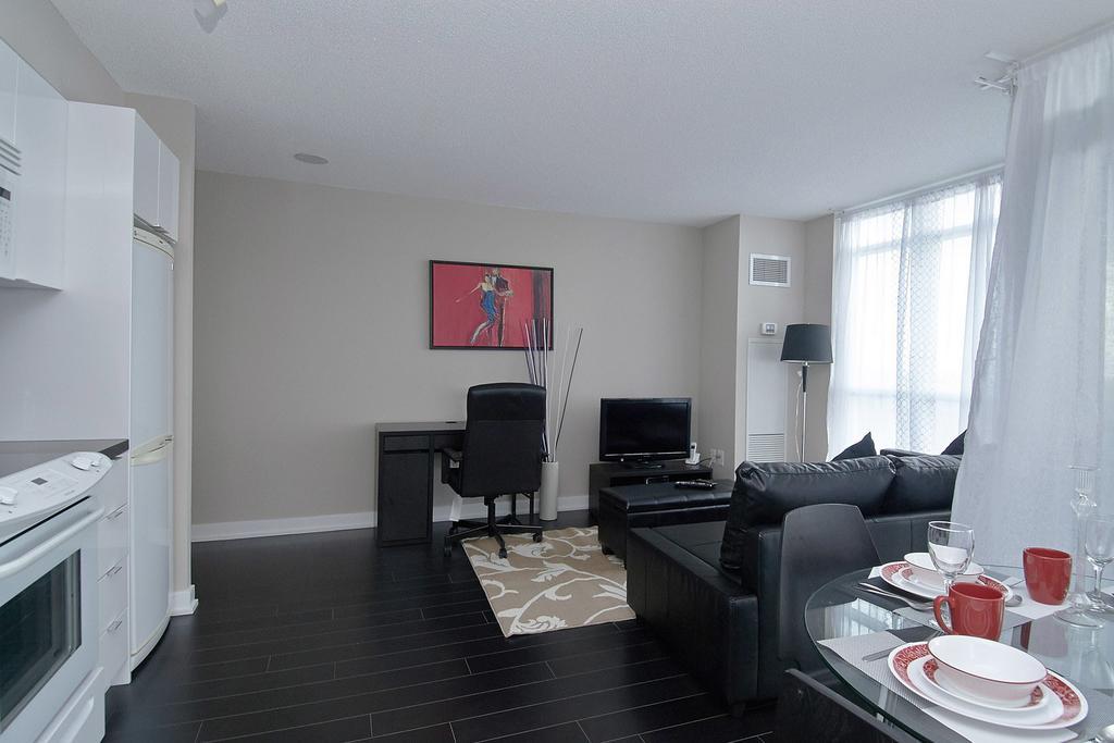 Apartment Whitehall Suites - Lakeview Suites *