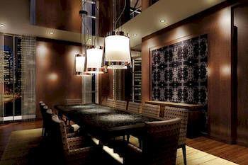 Life Loft - Cn Tower Hotel