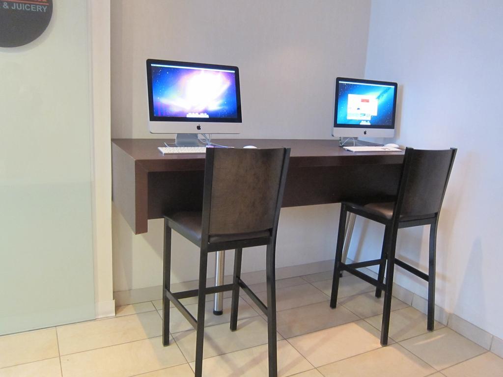 Bond Place Hotel 3*