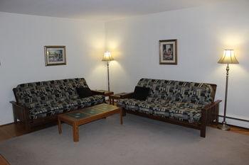 Petryla Estates Furnished Apartment *